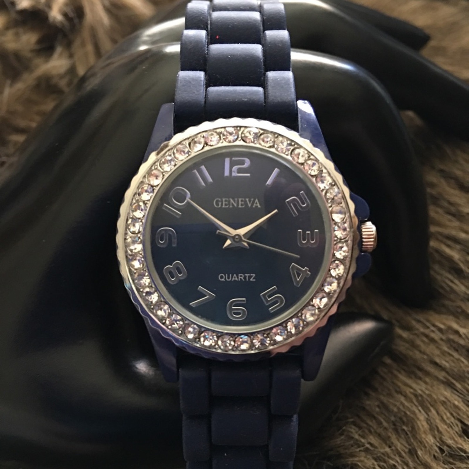 Ladies Geneva navy blue silicone band watch