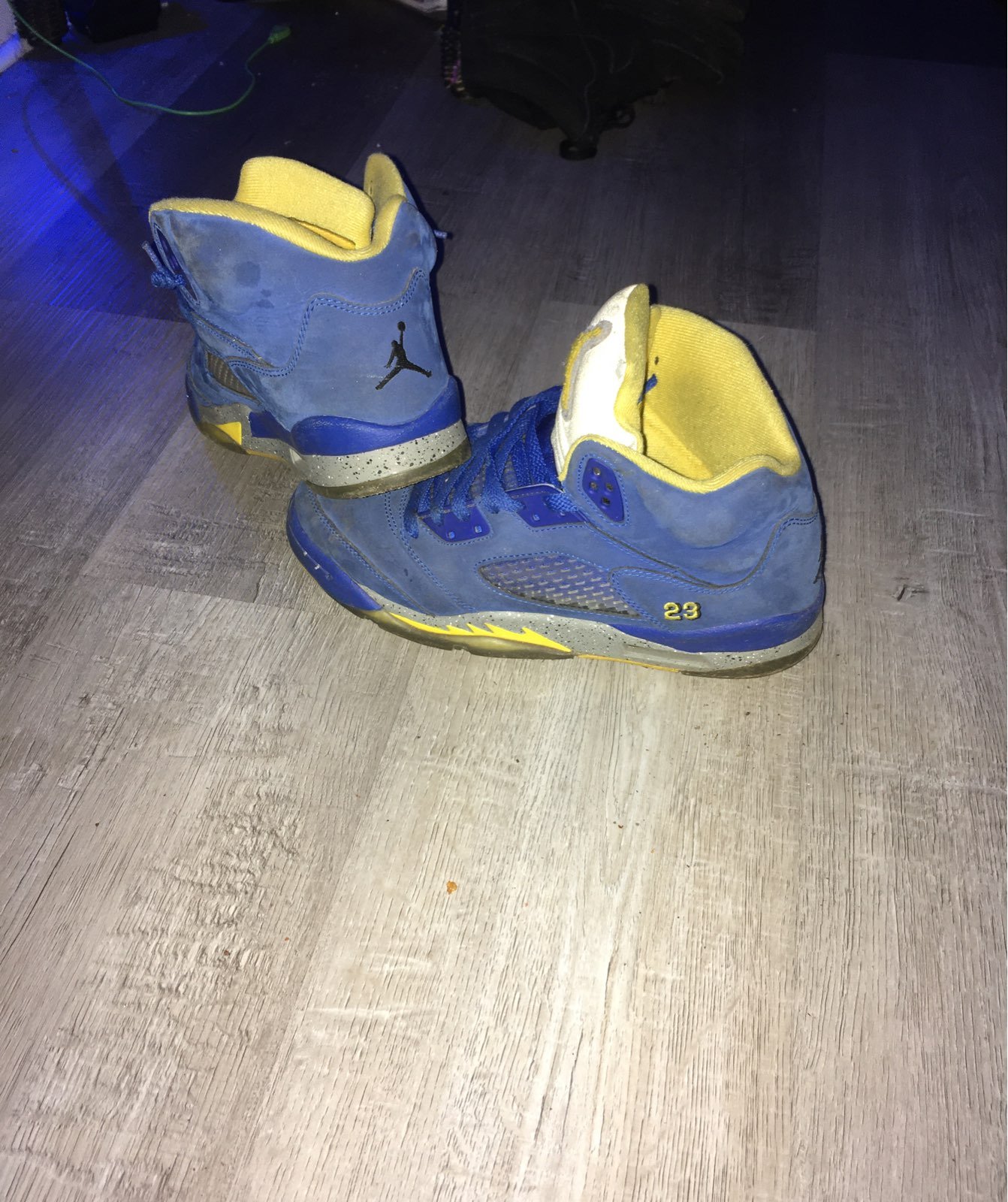 Cool blue Jordan 3s
