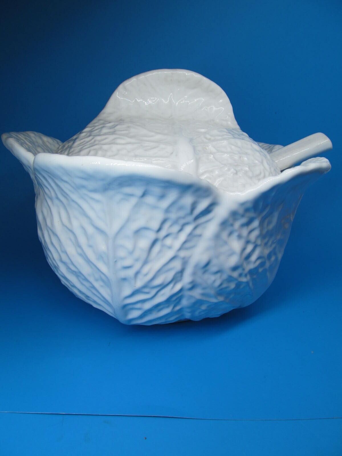 White Majolica Vintage Cabbage Leaf Tureen With Lid and Ladle GUC