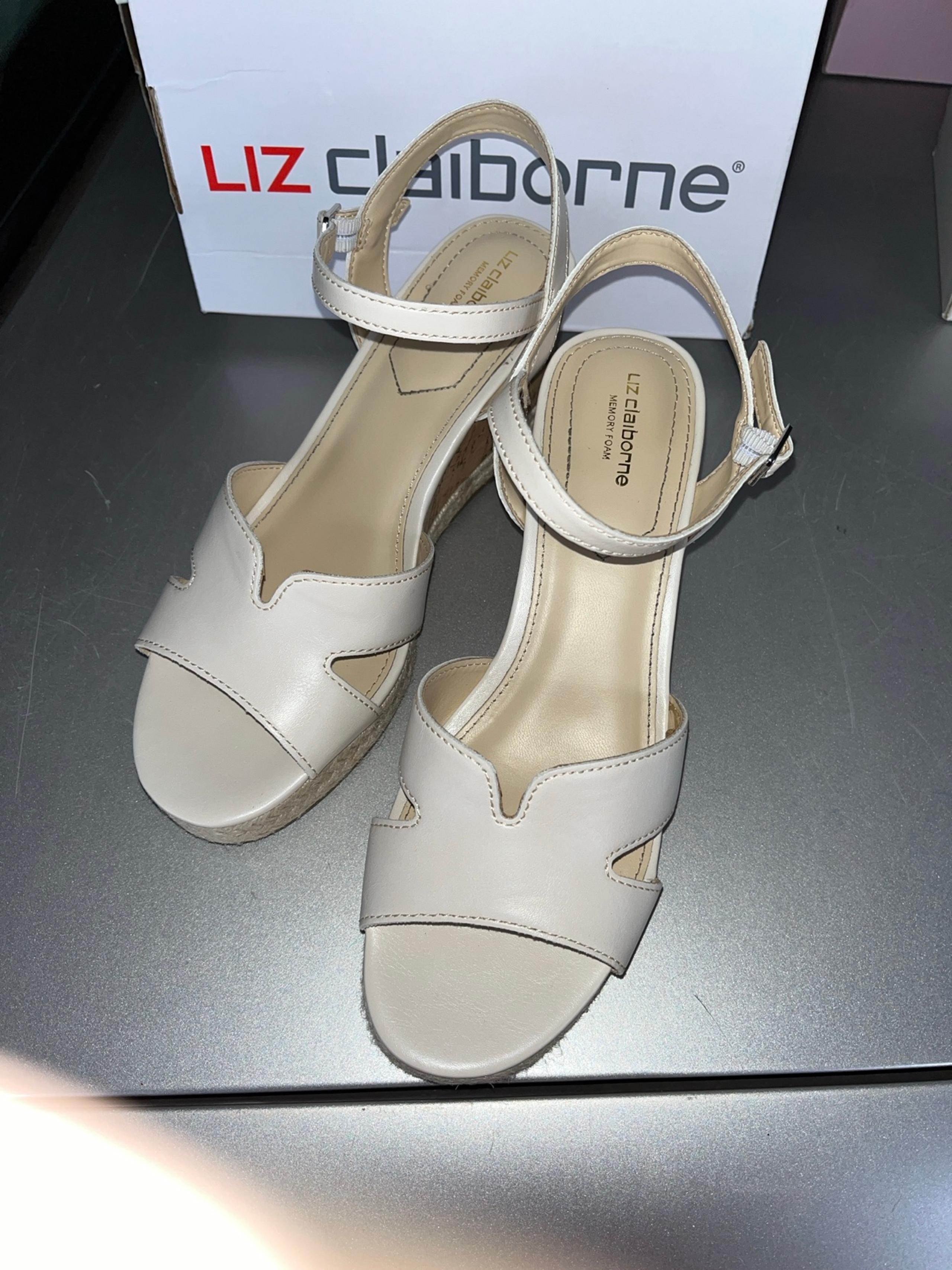 Liz Claiborne Ivory Alton Cork Wedge Sandals / Size:8  New