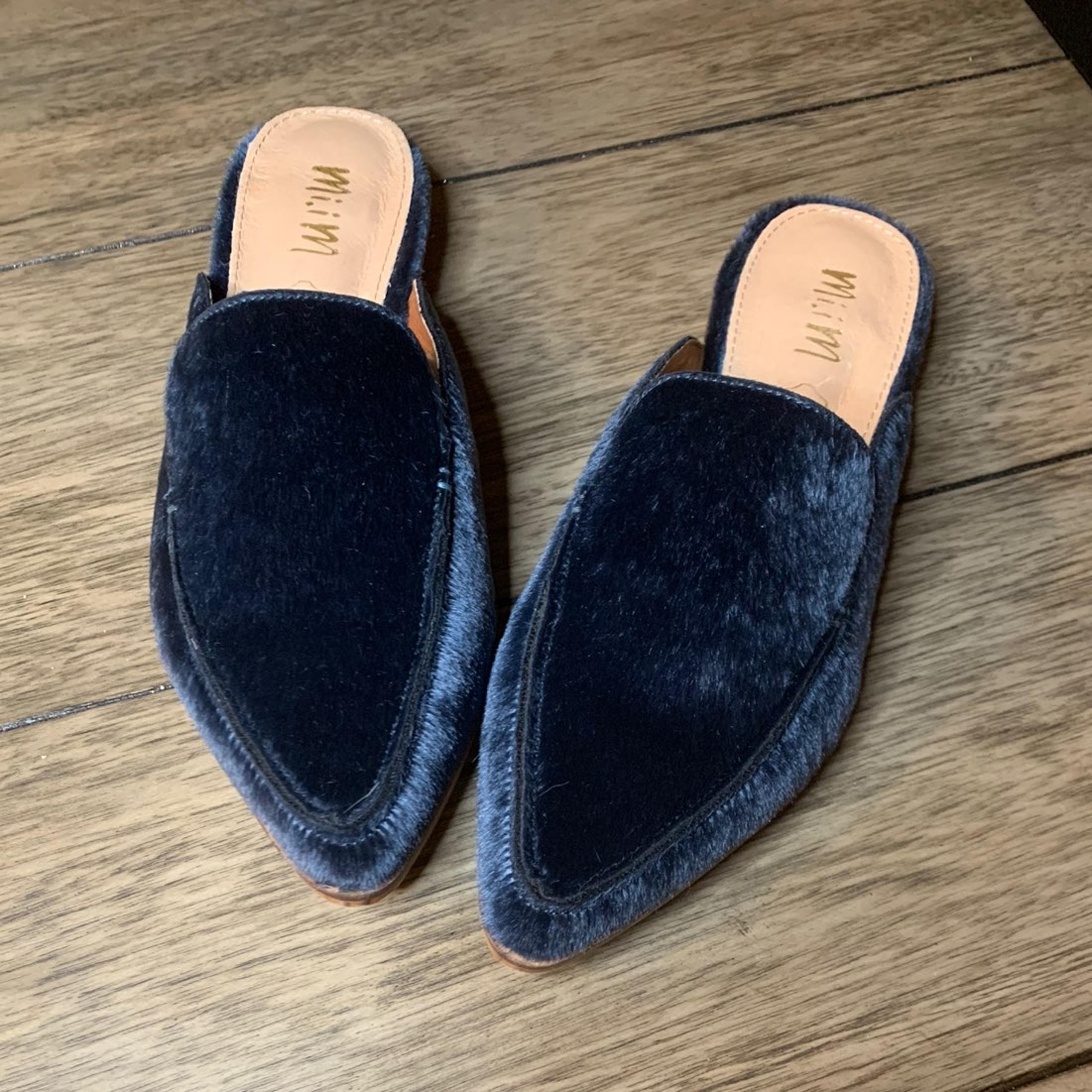 Faux fur Navy Mules