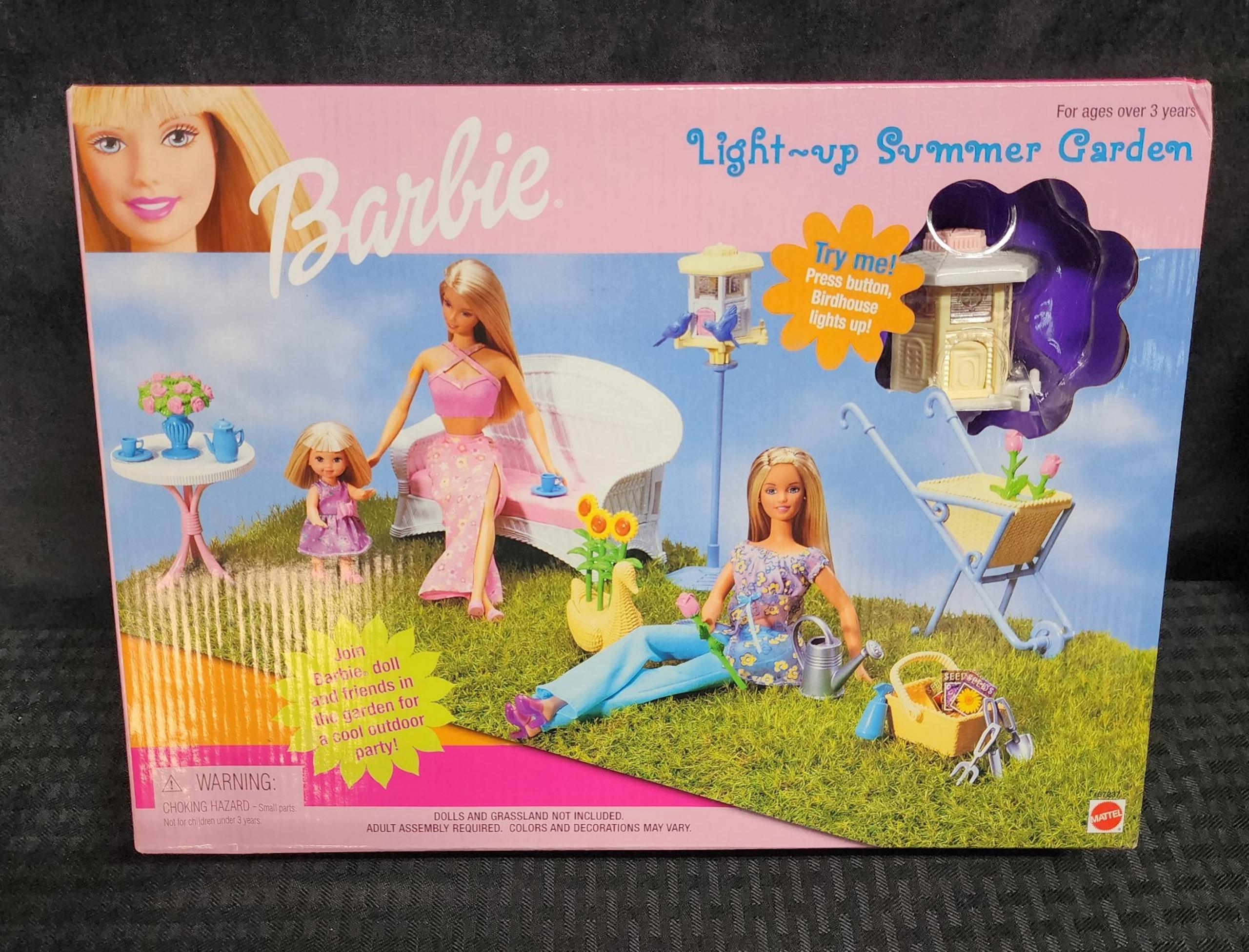 1999 Barbie Playset Light-Up Summer Garden Set