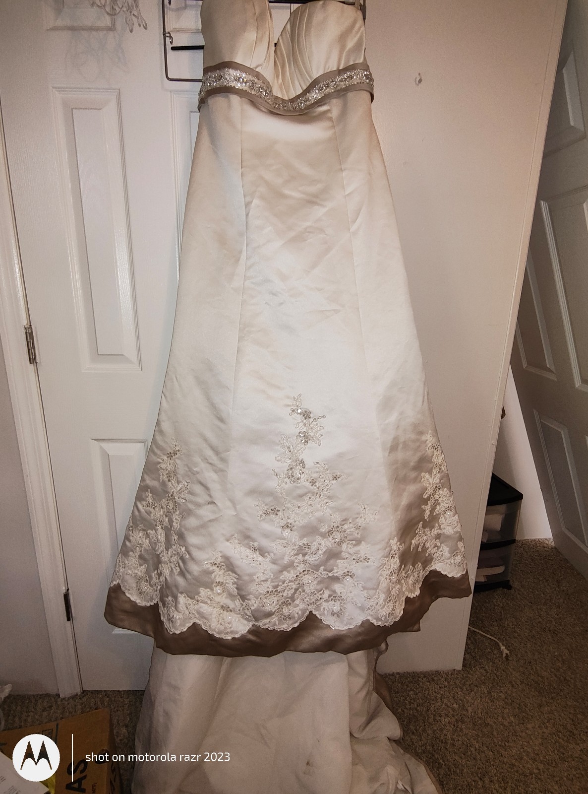 Wedding dress