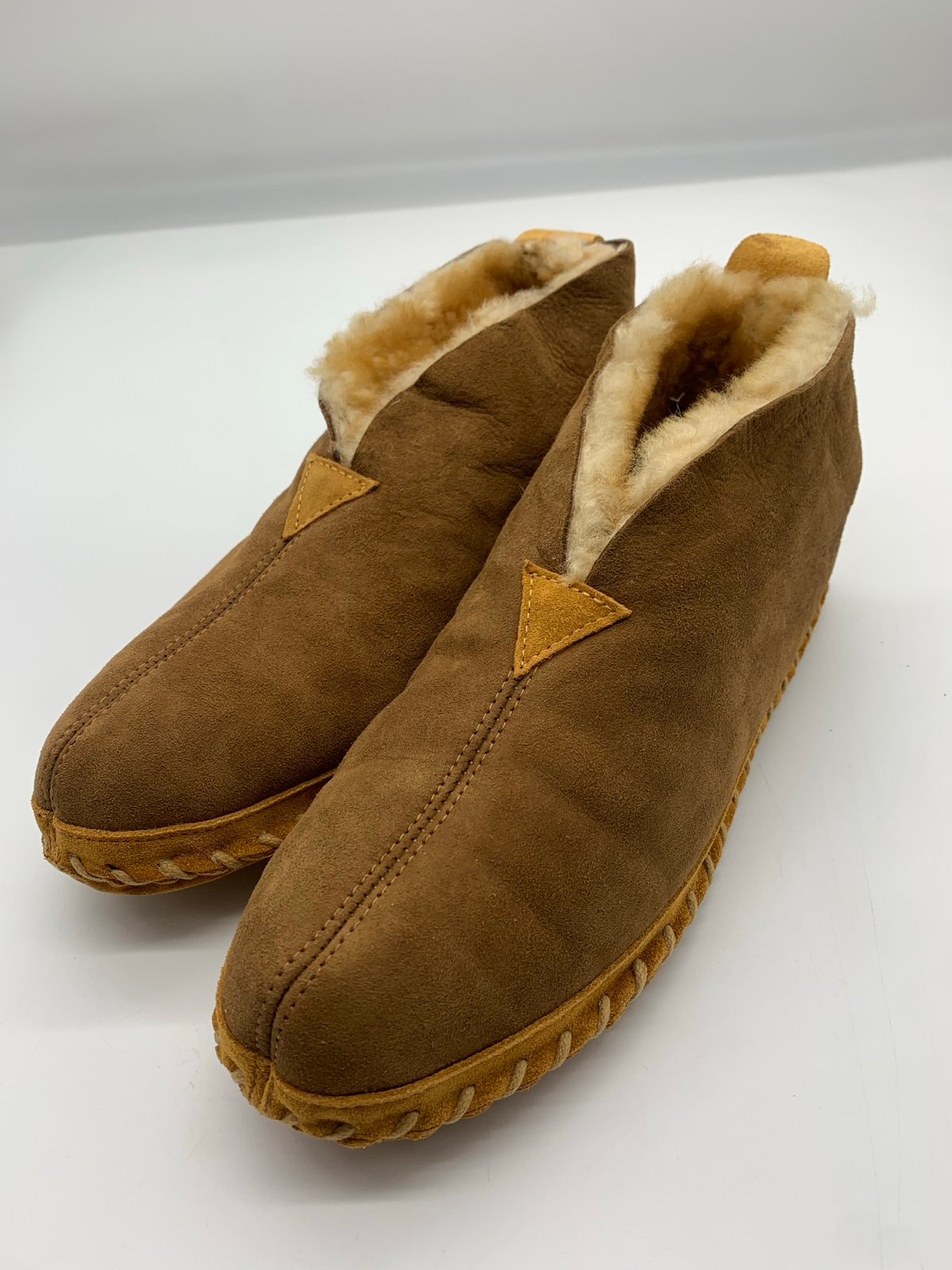 L.L. Bean brown wicked good slippers men size 11