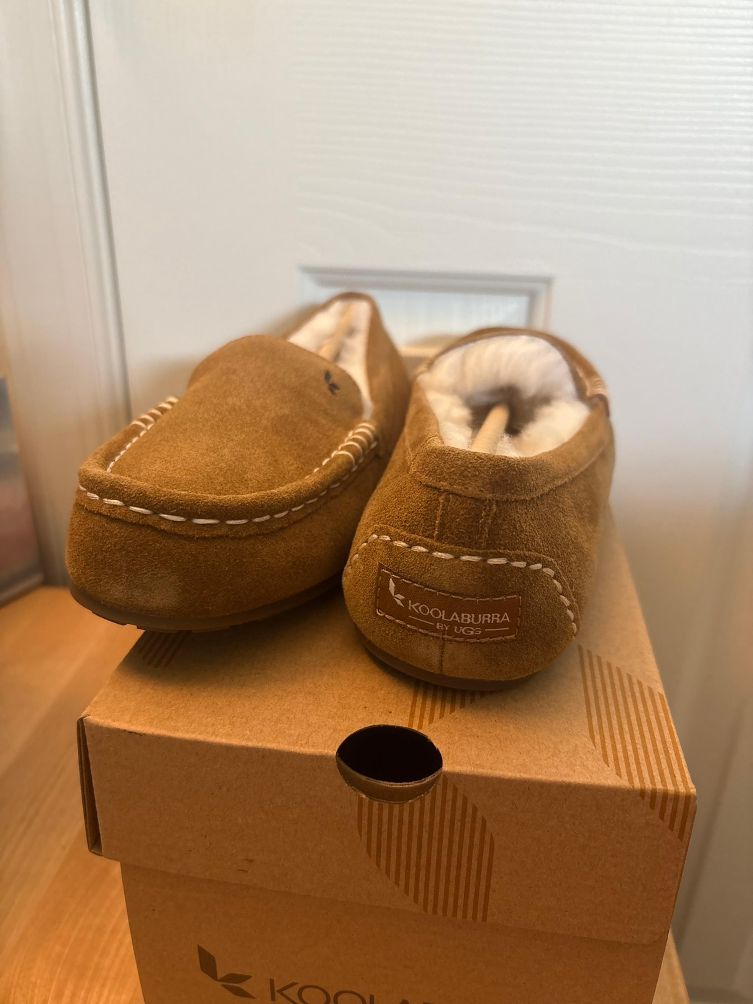 Women’s slipper size 6