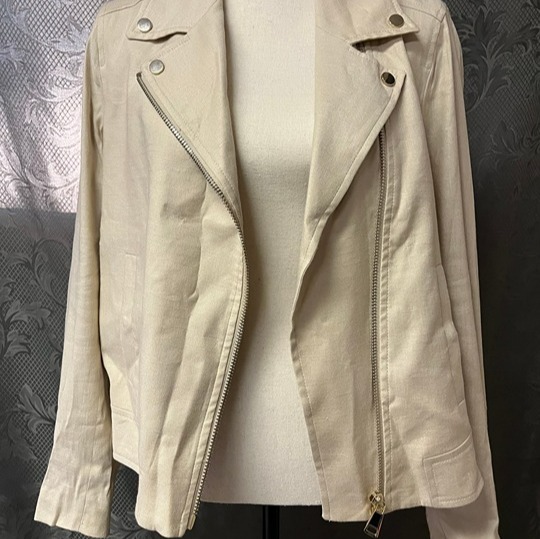 Cuyana Crop Zipper Jacket