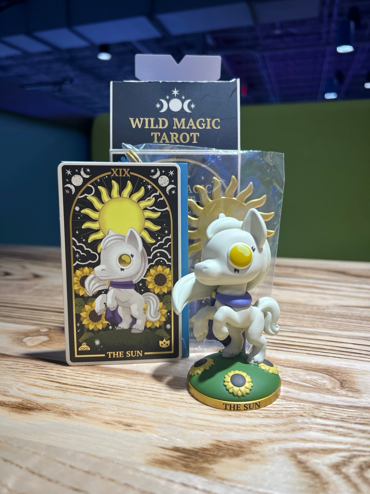 Kaleidos Creative Wild Magic Tarot: The Sun (Horse)