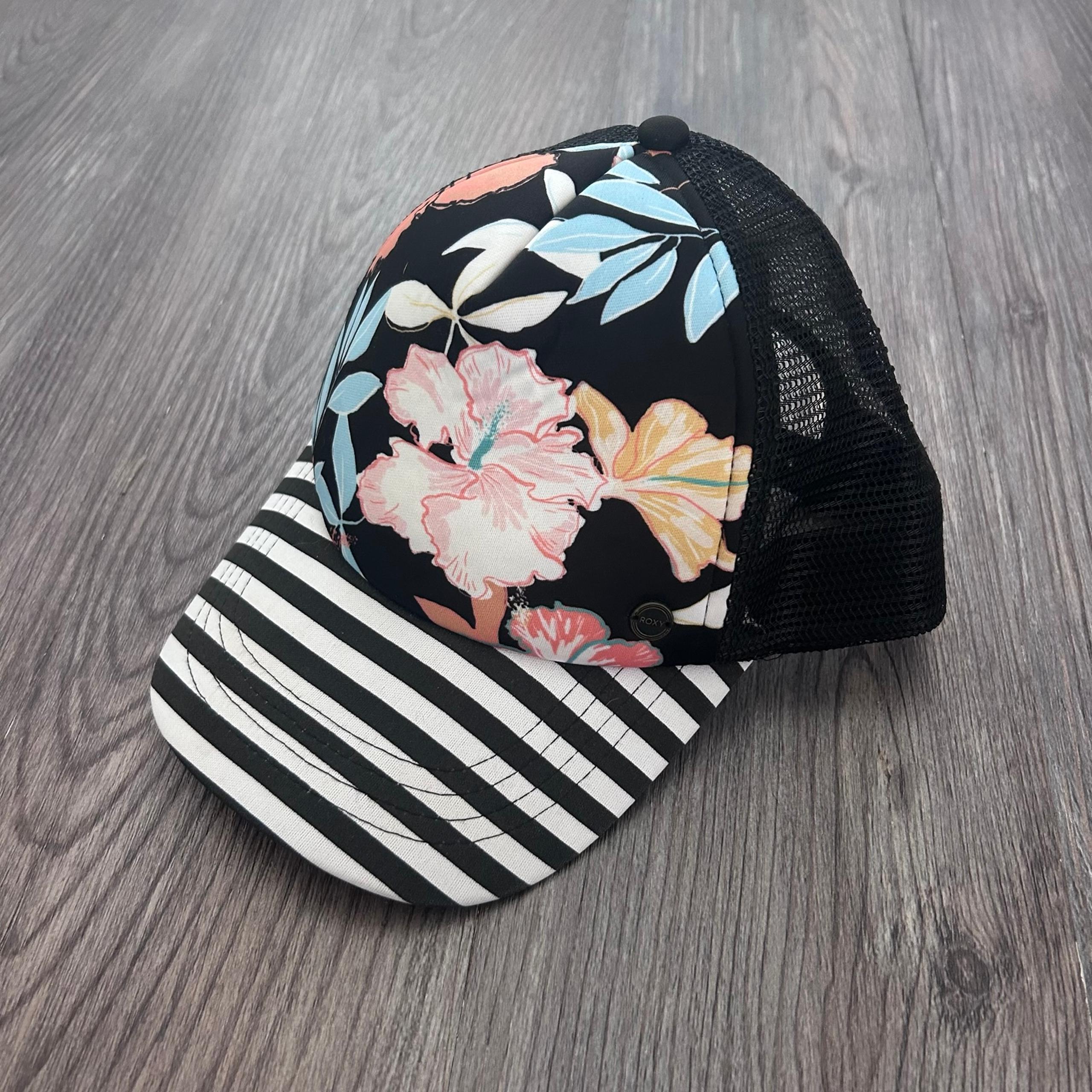 ROXY trucker hat