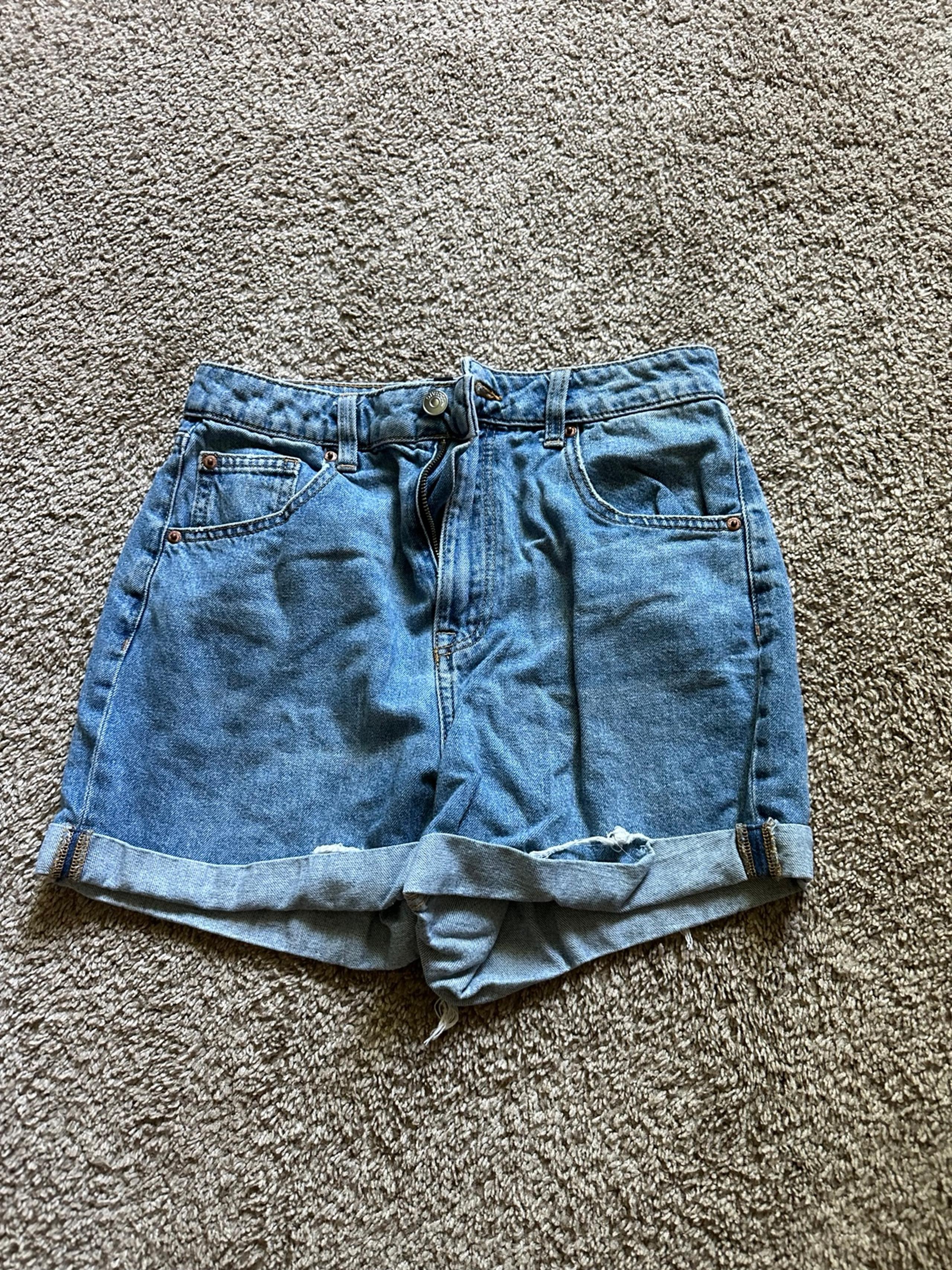 H&M shorts