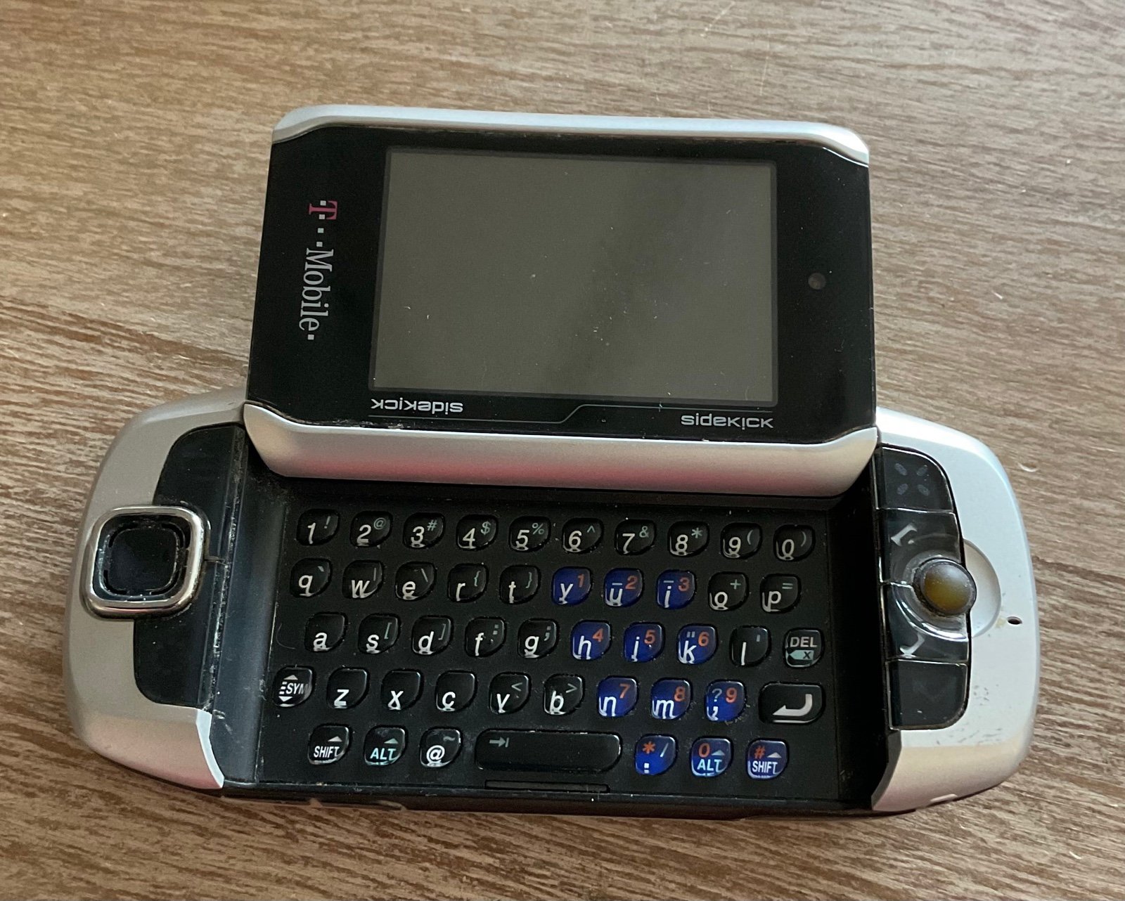 Vintage Sharp Sidekick 3 Cell Phone w/ battery Used Not Working