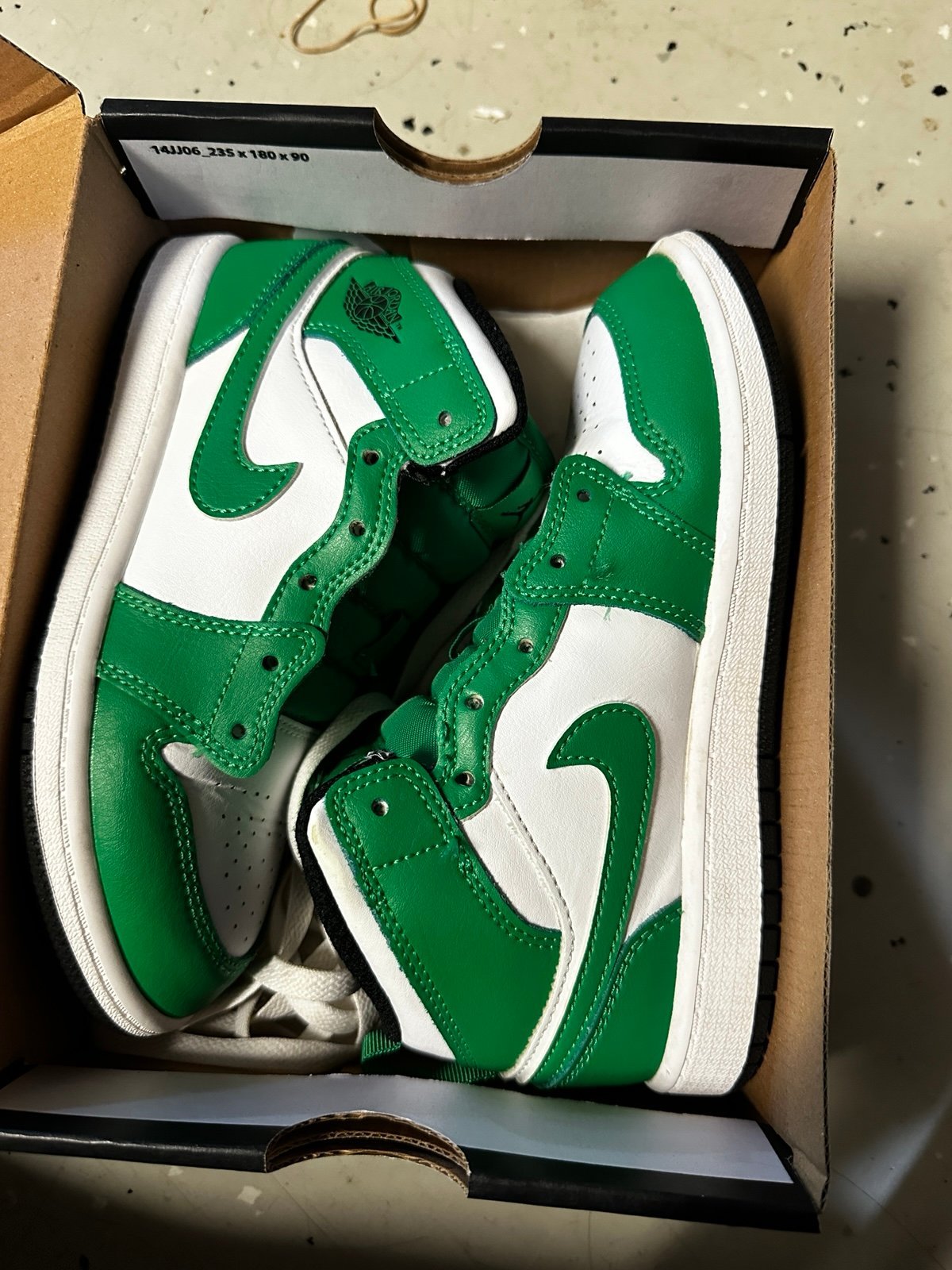 Jordan 1 MID Youth Size 1