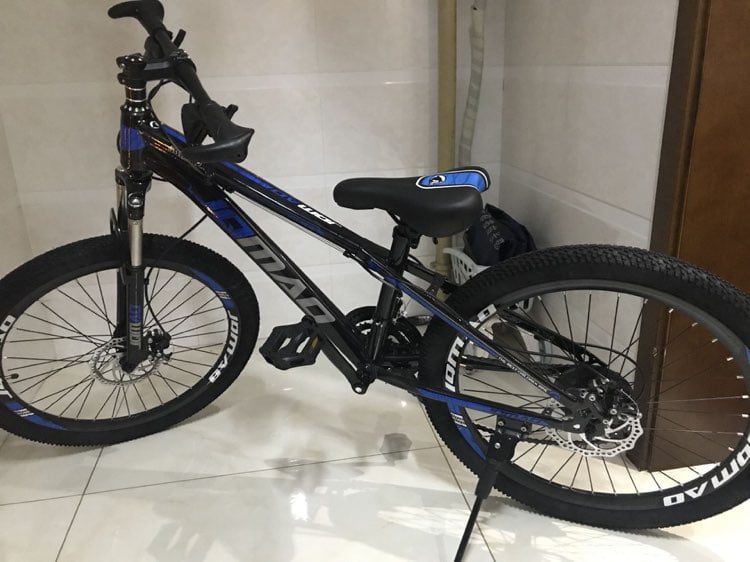 Youth 24 Mountain Bike 7 Speed 24 wheels