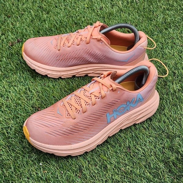 HOKA RINCON 3 - Womens Athletic Shoes - SIZE 7.5B