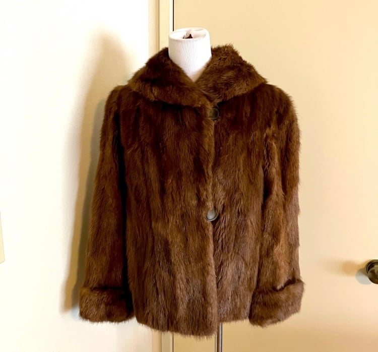 Sable fur coat with a brand new lining size 8