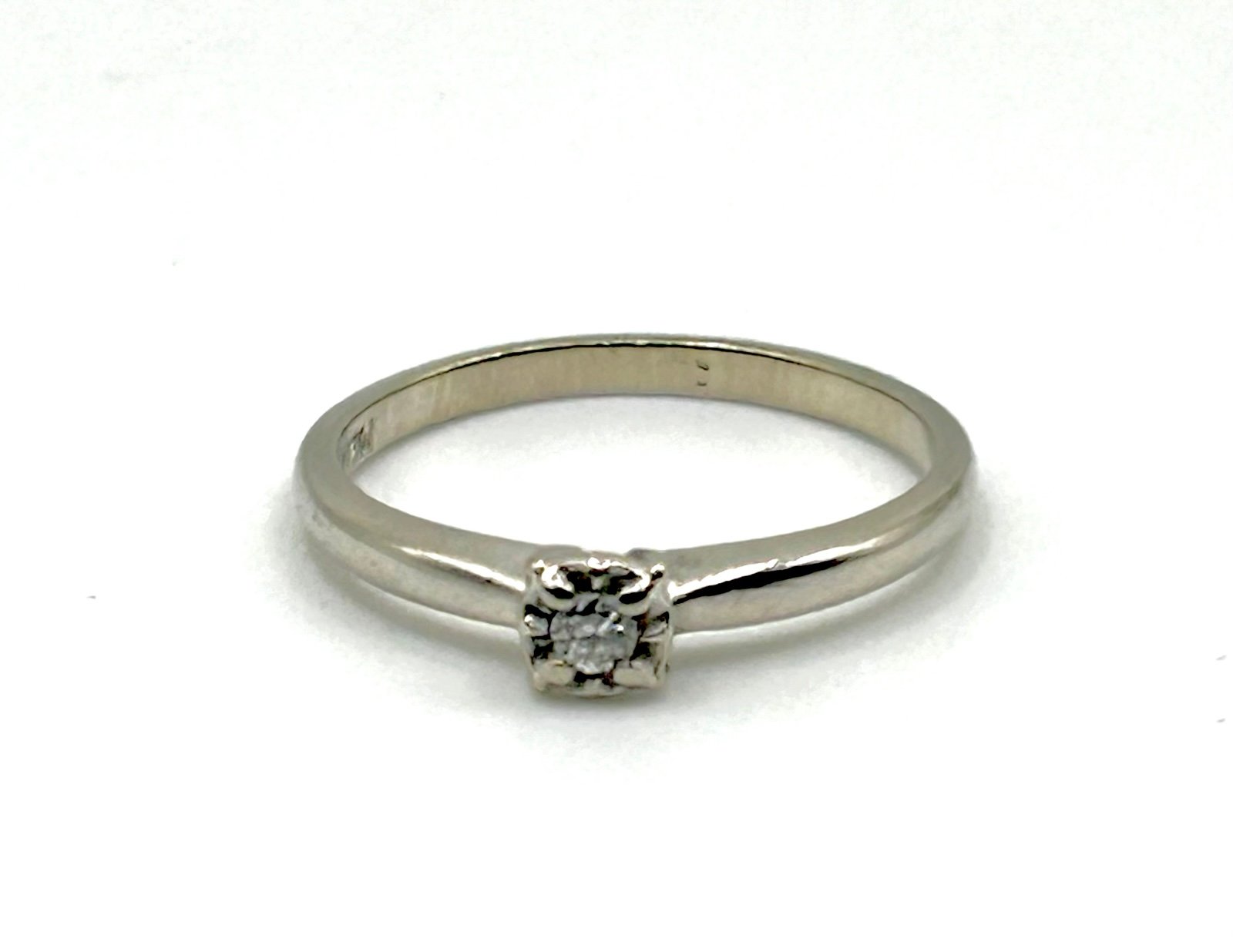 14k diamond engagement ring