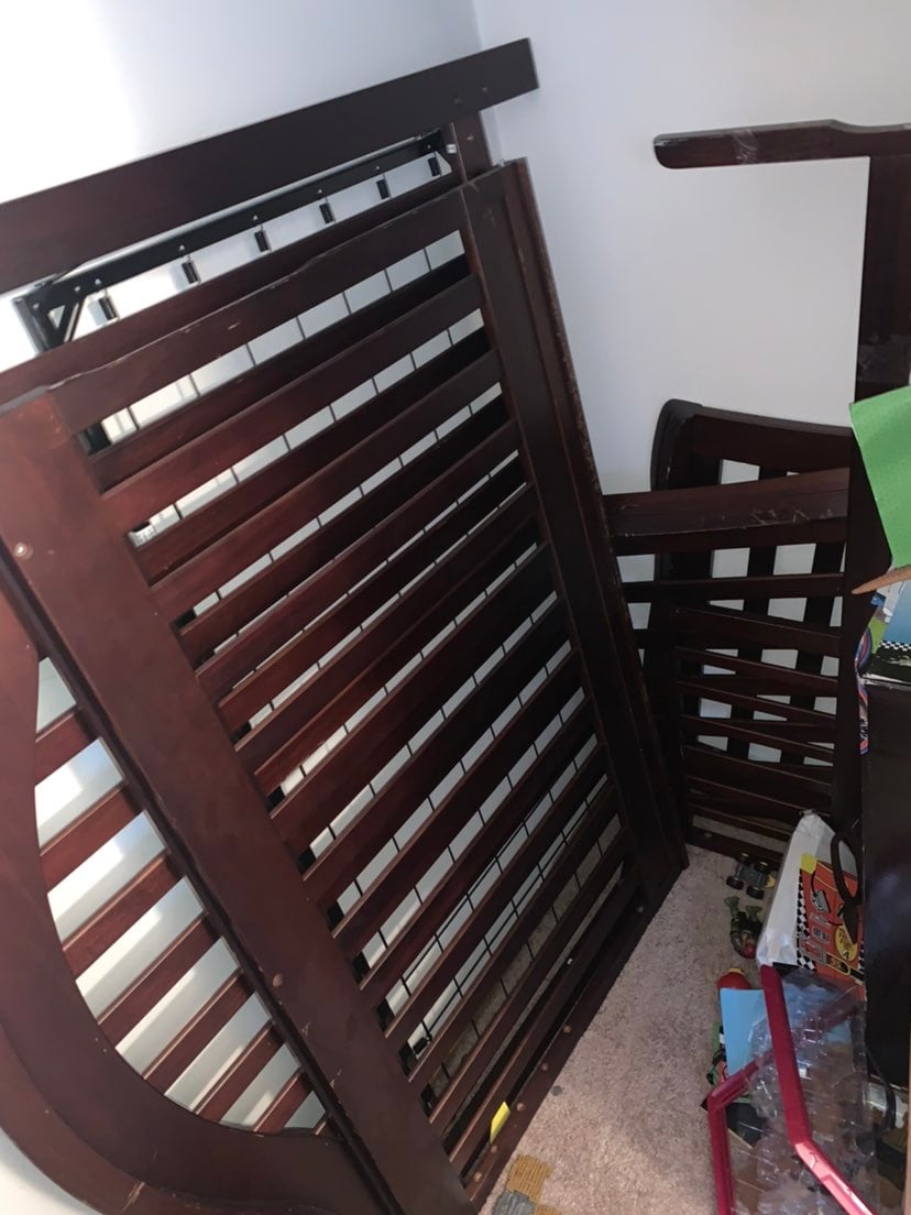 baby crib