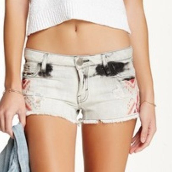 ETIENNE MARCEL LA Embroidered Shorts