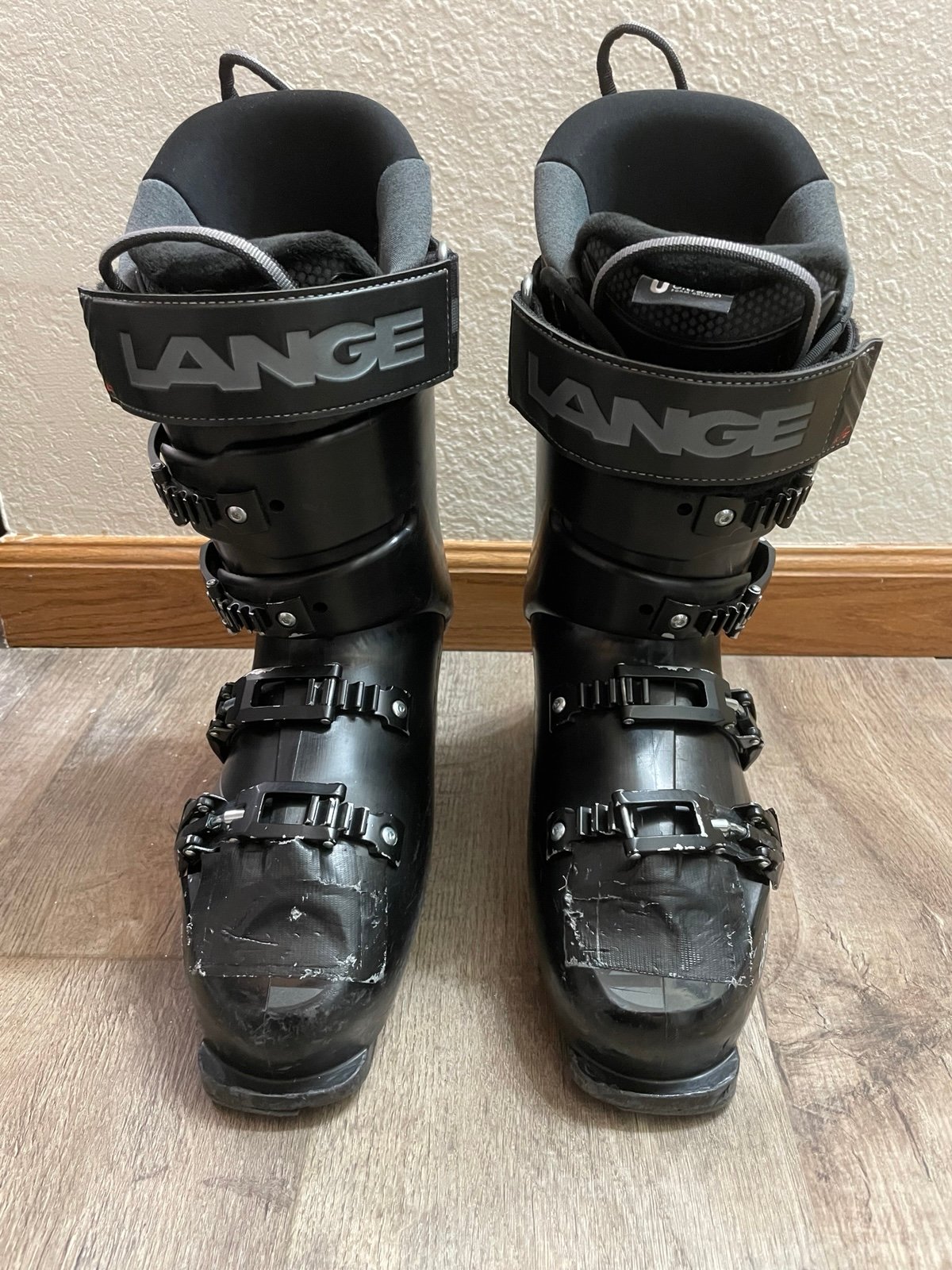 Large RX 130 Ski Boots - 26-26.5, 306 mm