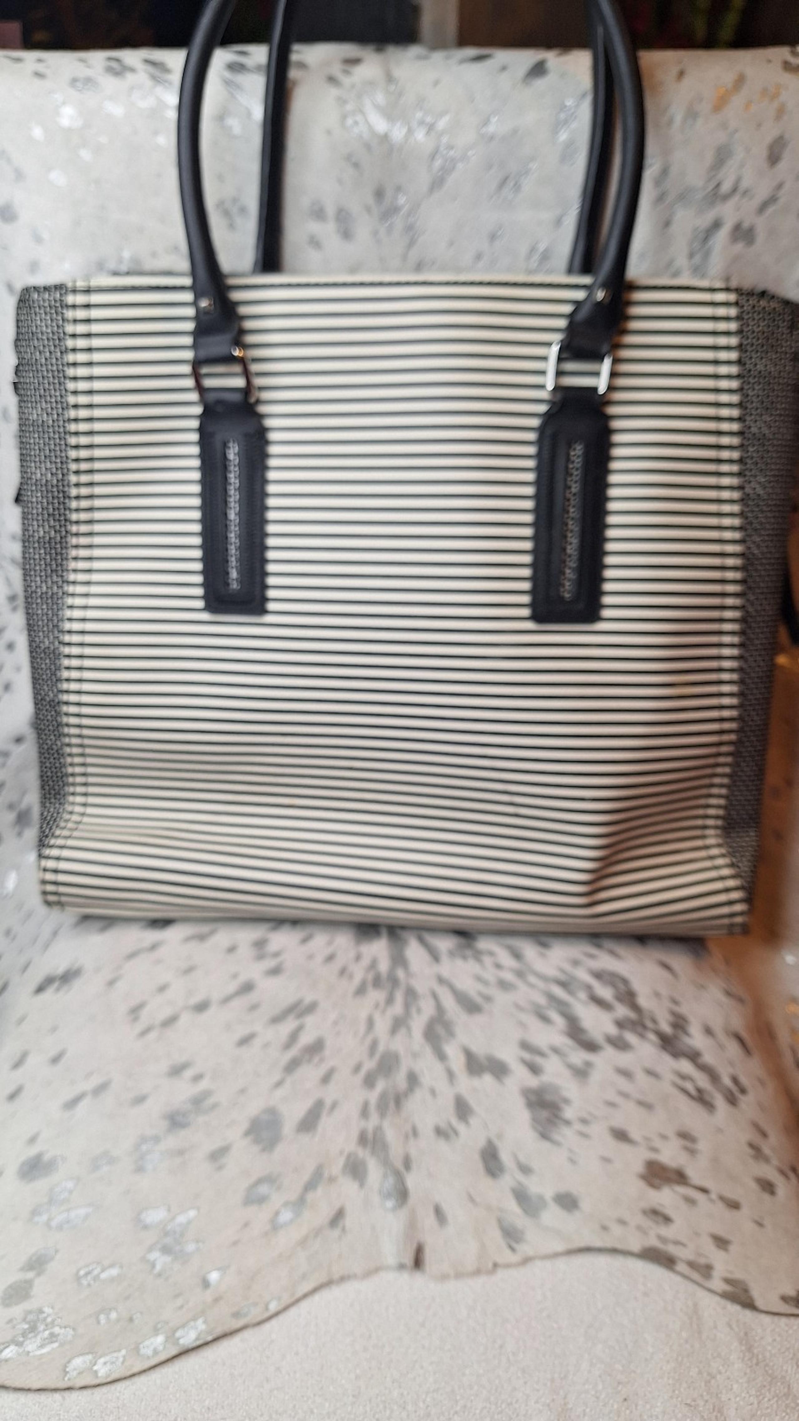 Stella & Dot Shoulder Bag