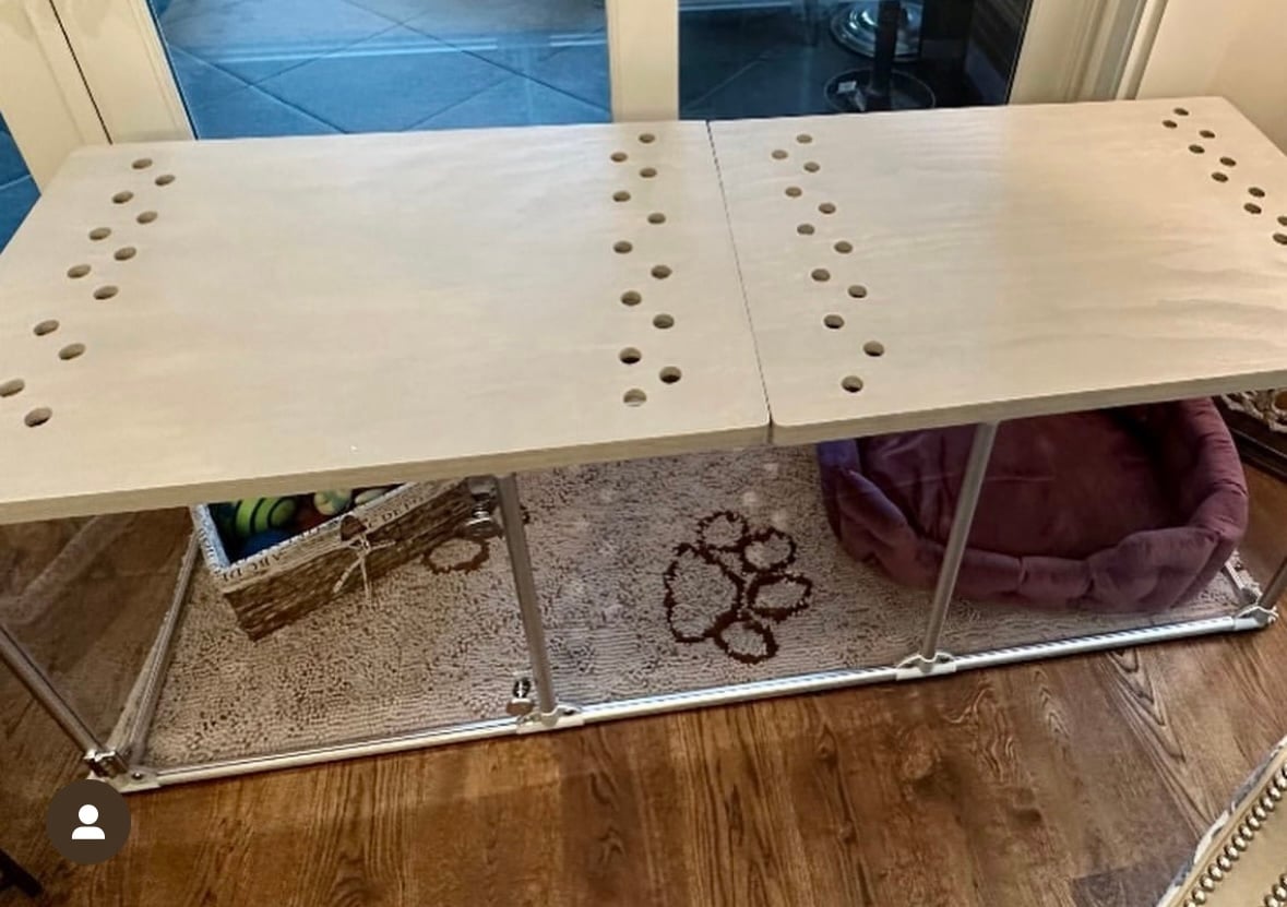 Pet pen topper