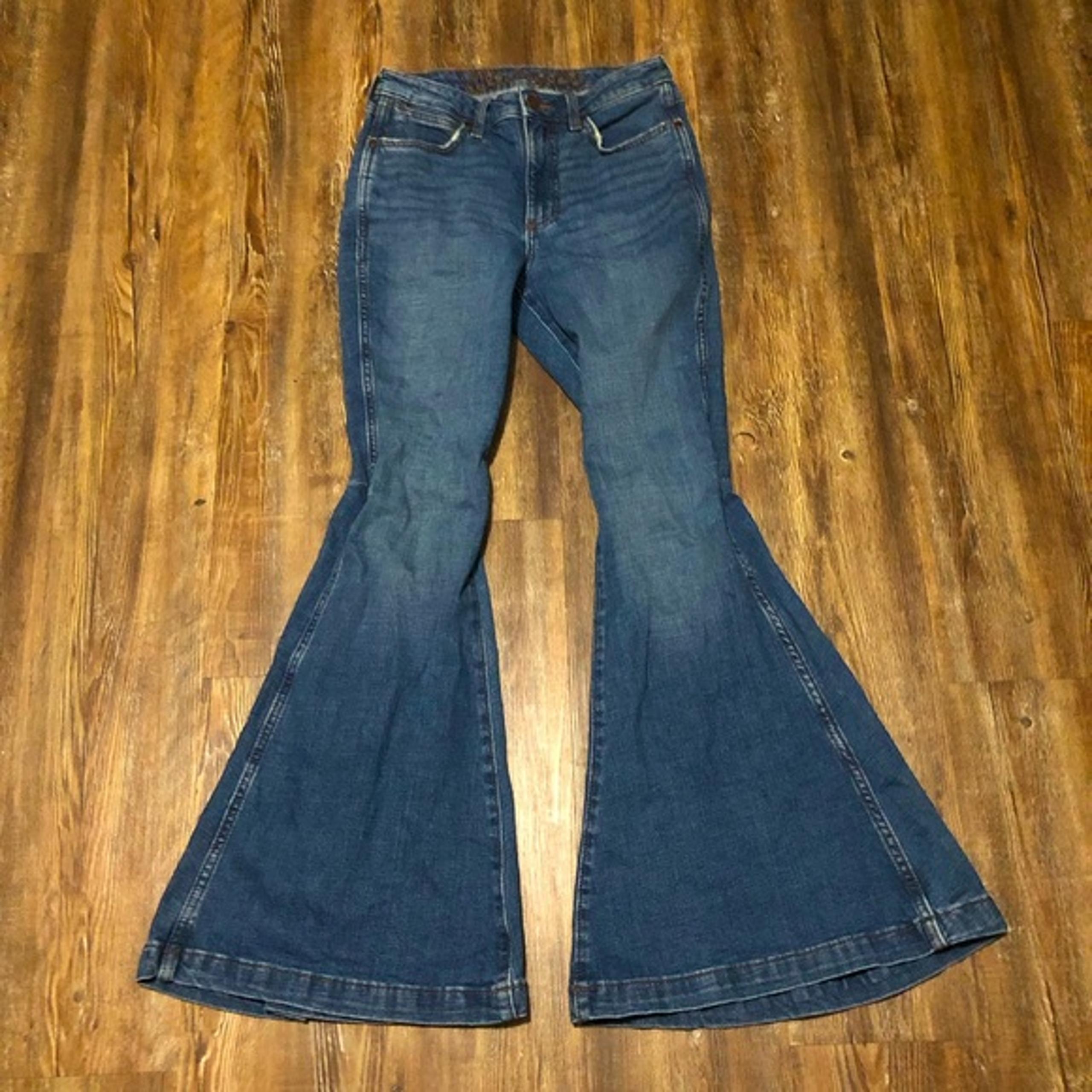 Wrangler Jeans Women's 27 High Rise Flare Western Bell Bottom 70s Retro Denim