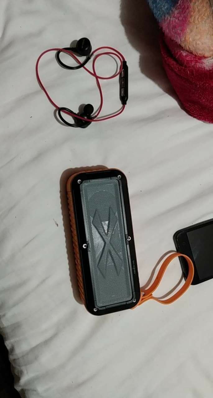speakers