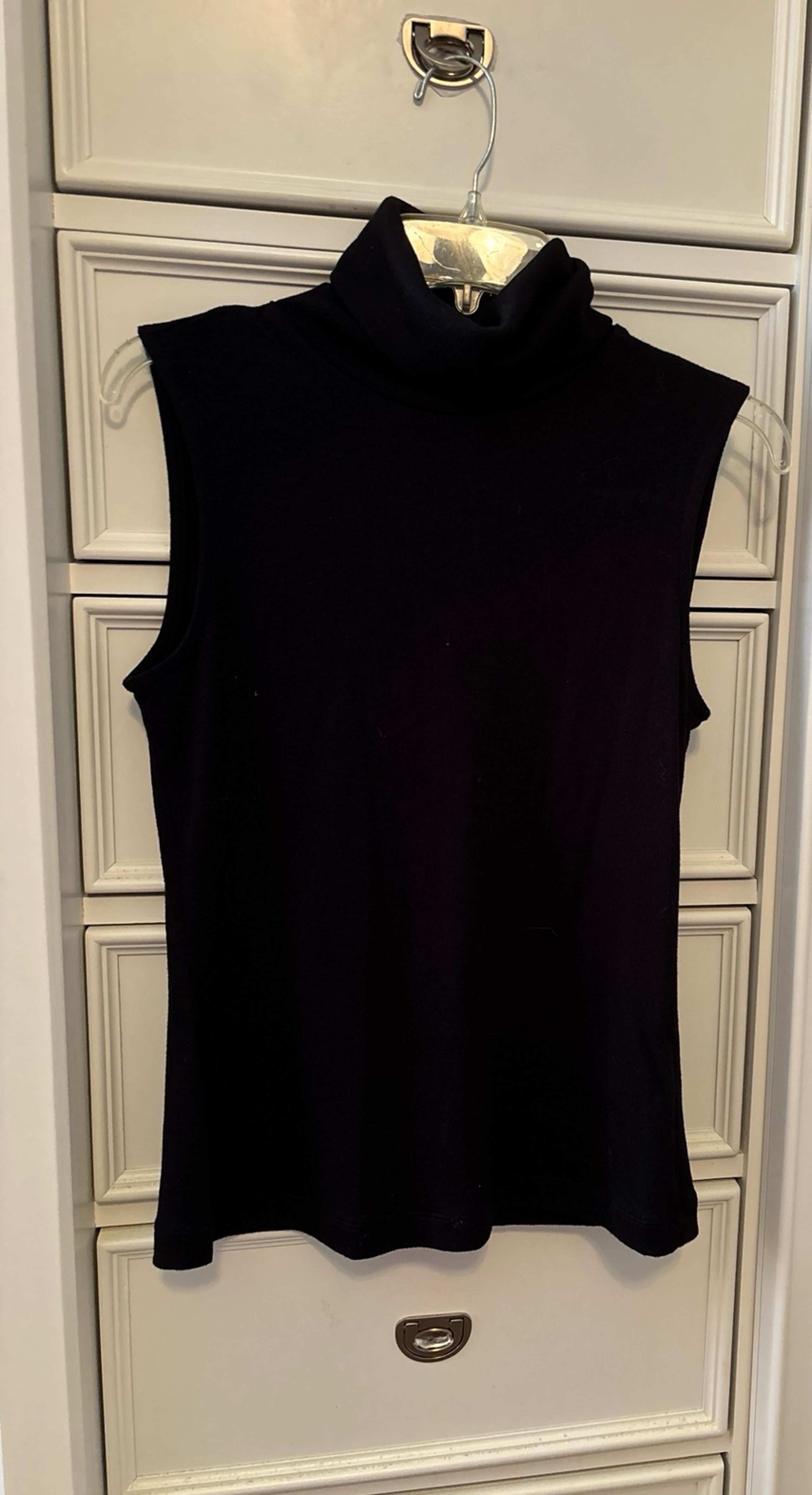Banana Republic “Soft Luxe” S/L Black Turtleneck- Small