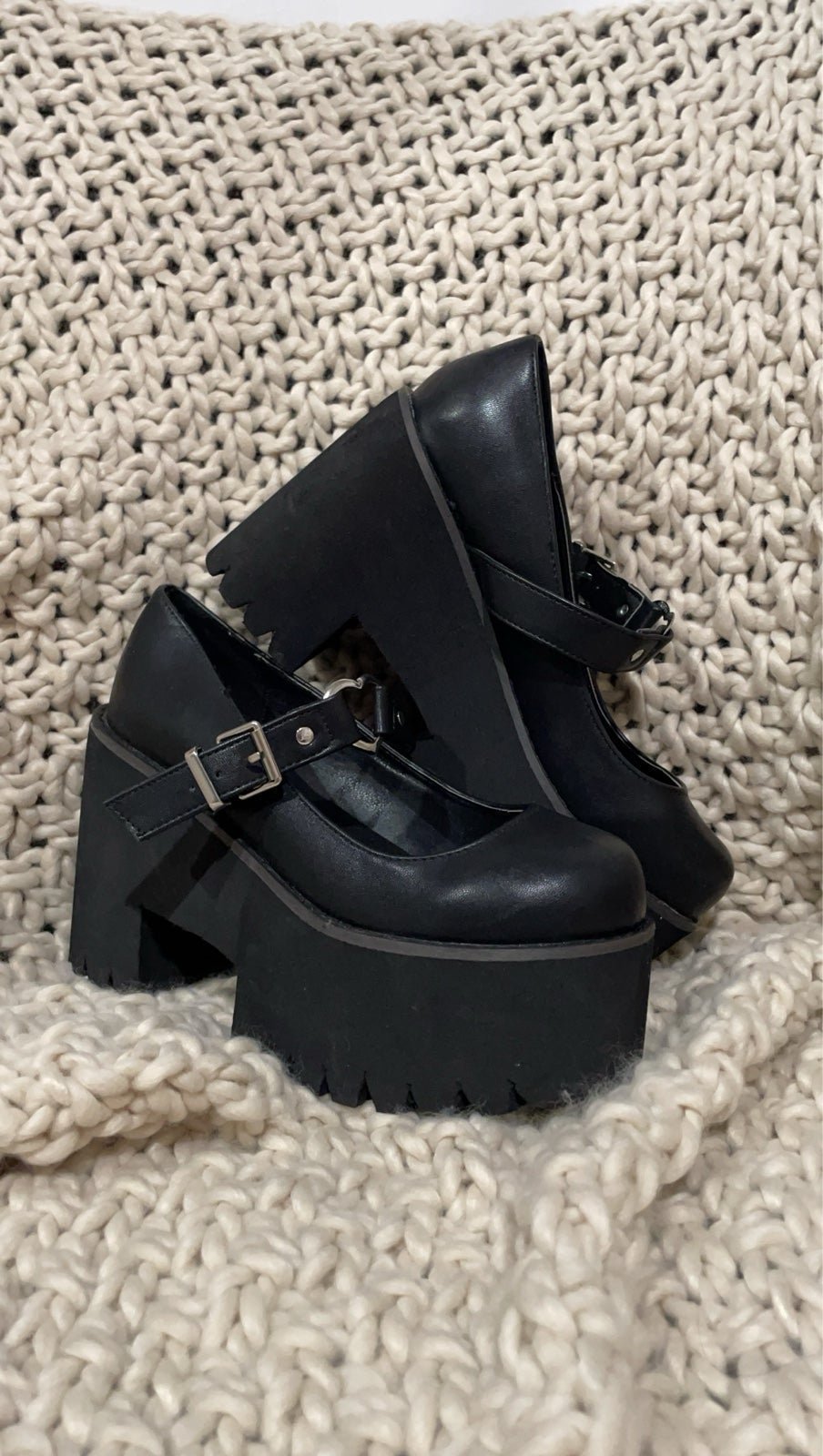 Womens black platform heels size 8