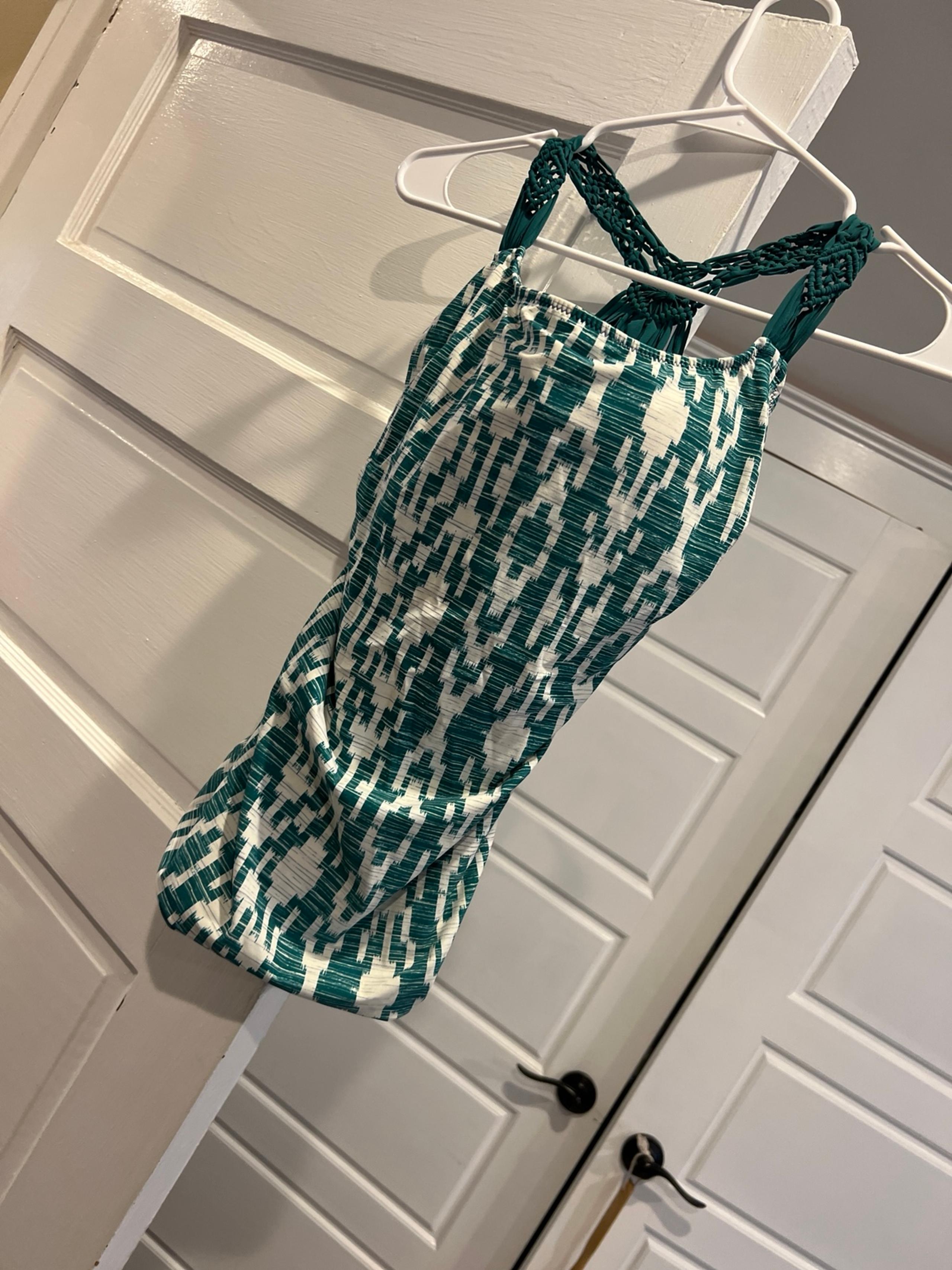 womans tankini top