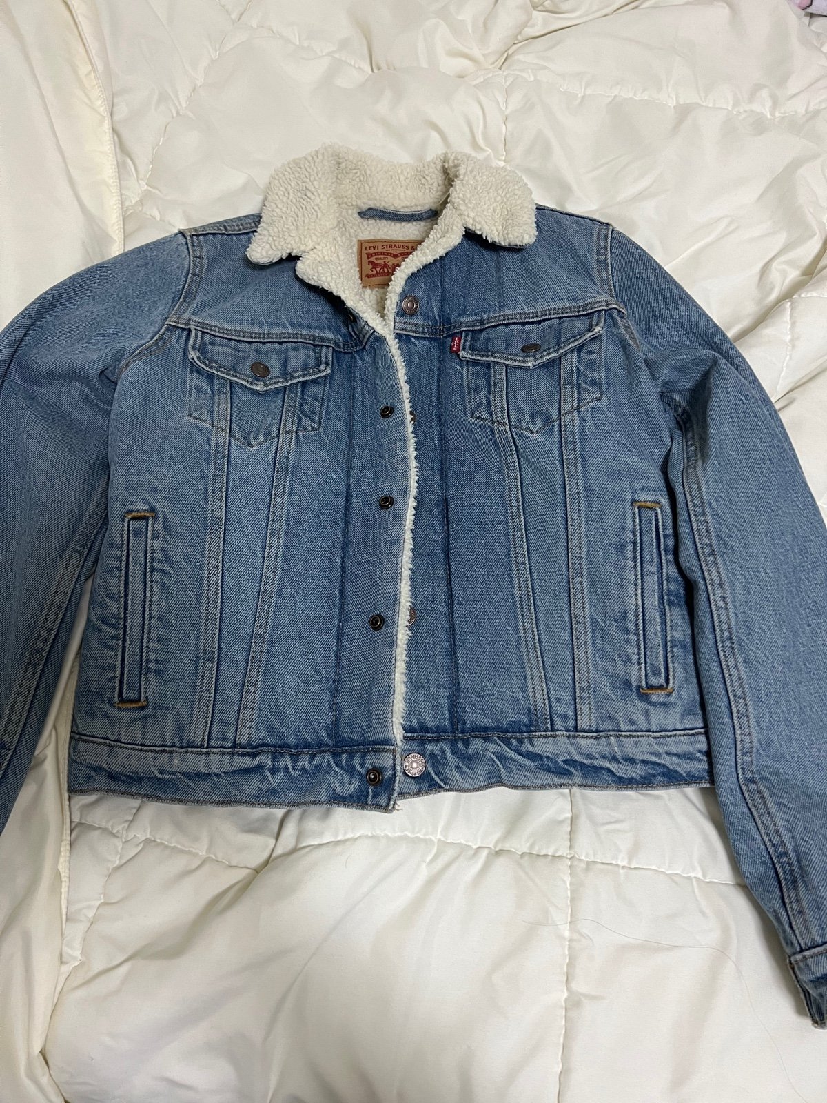 Levi’s Sherpa jean jacket