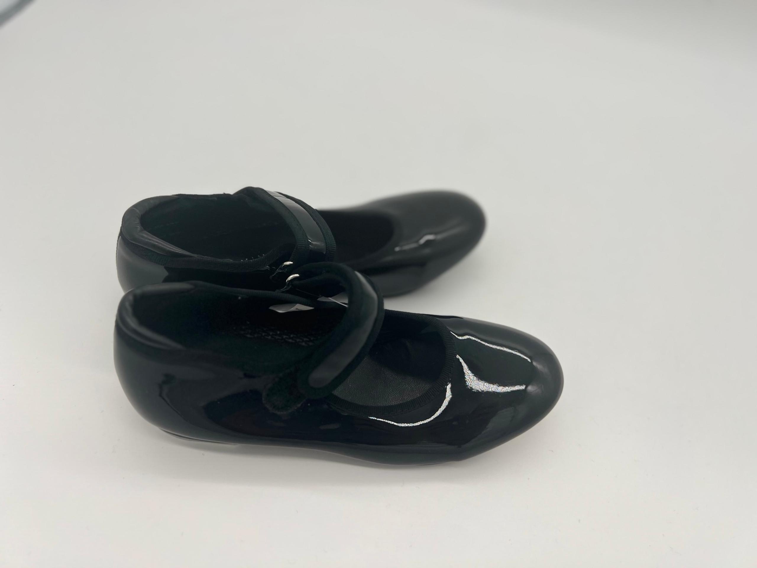 Dance Tap Shoes Black Shiny Size 13T Girls Youth Freestyle by Danskin Company