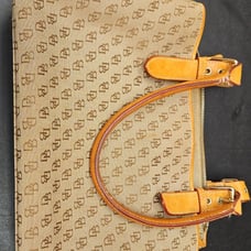 dooney bourke