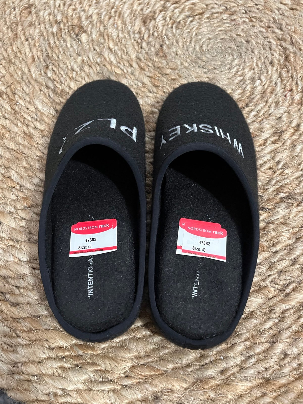 Whiskey Plz? Black Men Slippers Size 44 New