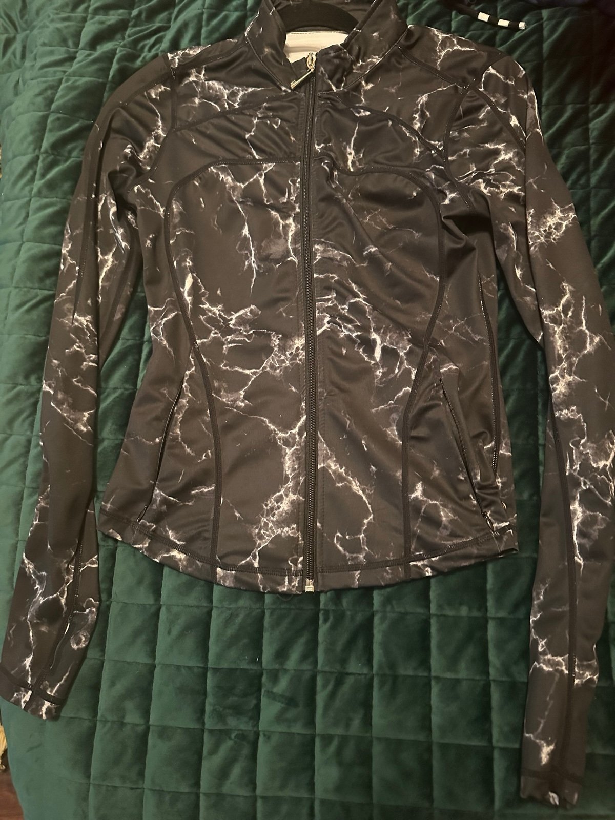 Jacket Buff Bunny Limitless Marble Jacket size SMALL Black/White