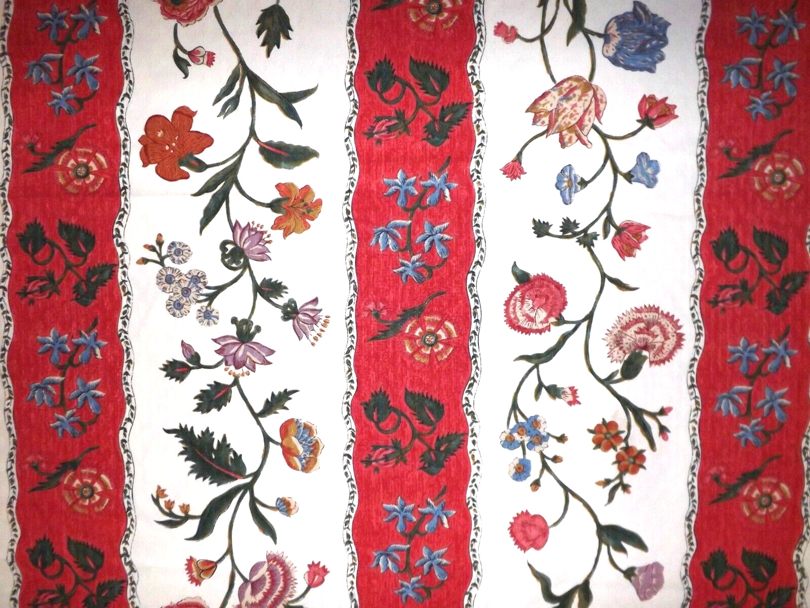G P & J Baker 100% Cotton Embossed Fabric Printed In England 137 x 56 Floral