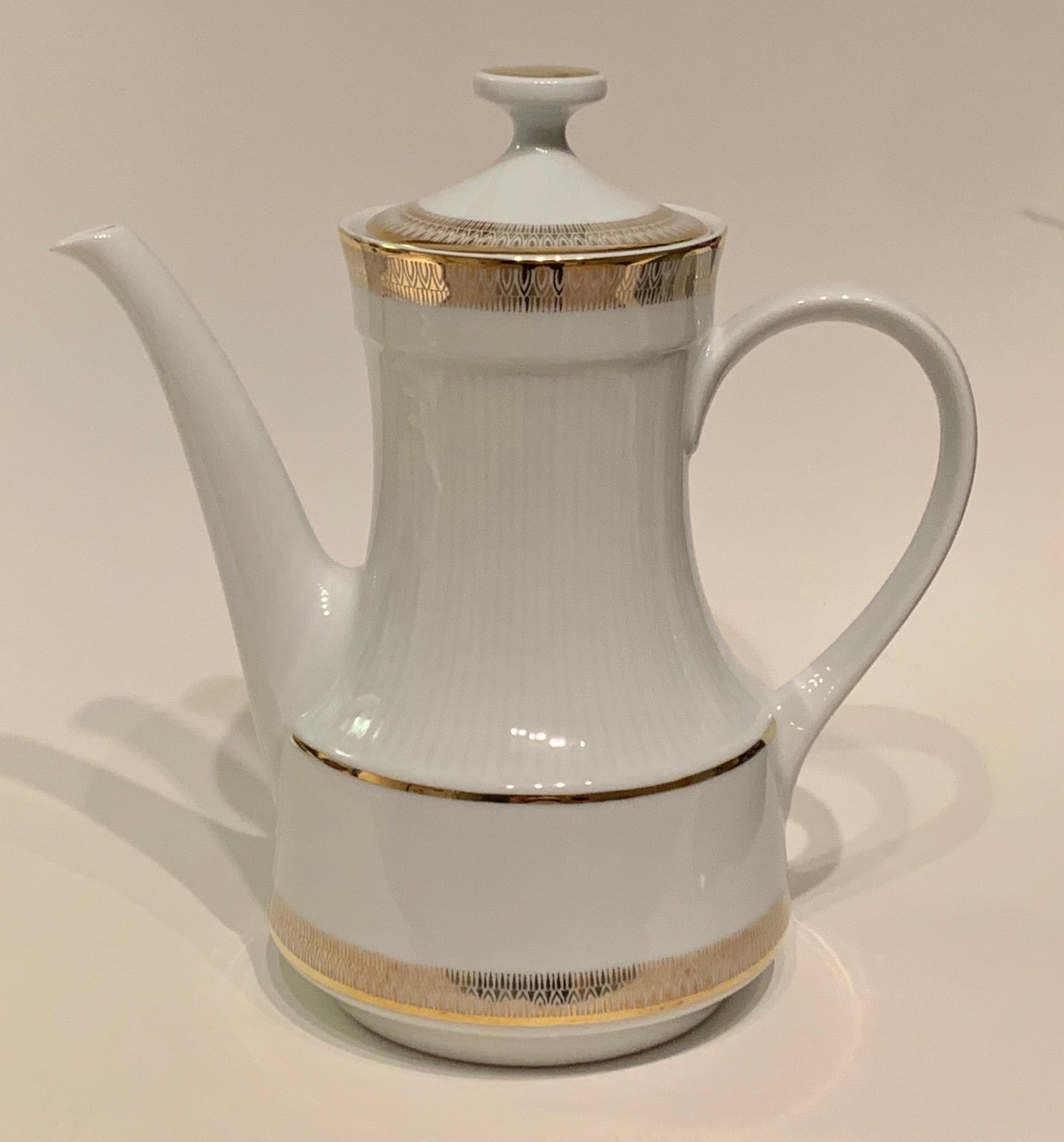 Mitterteich Bavaria Gilded Gold Bands on White Porcelain Coffee Pot and Lid 10
