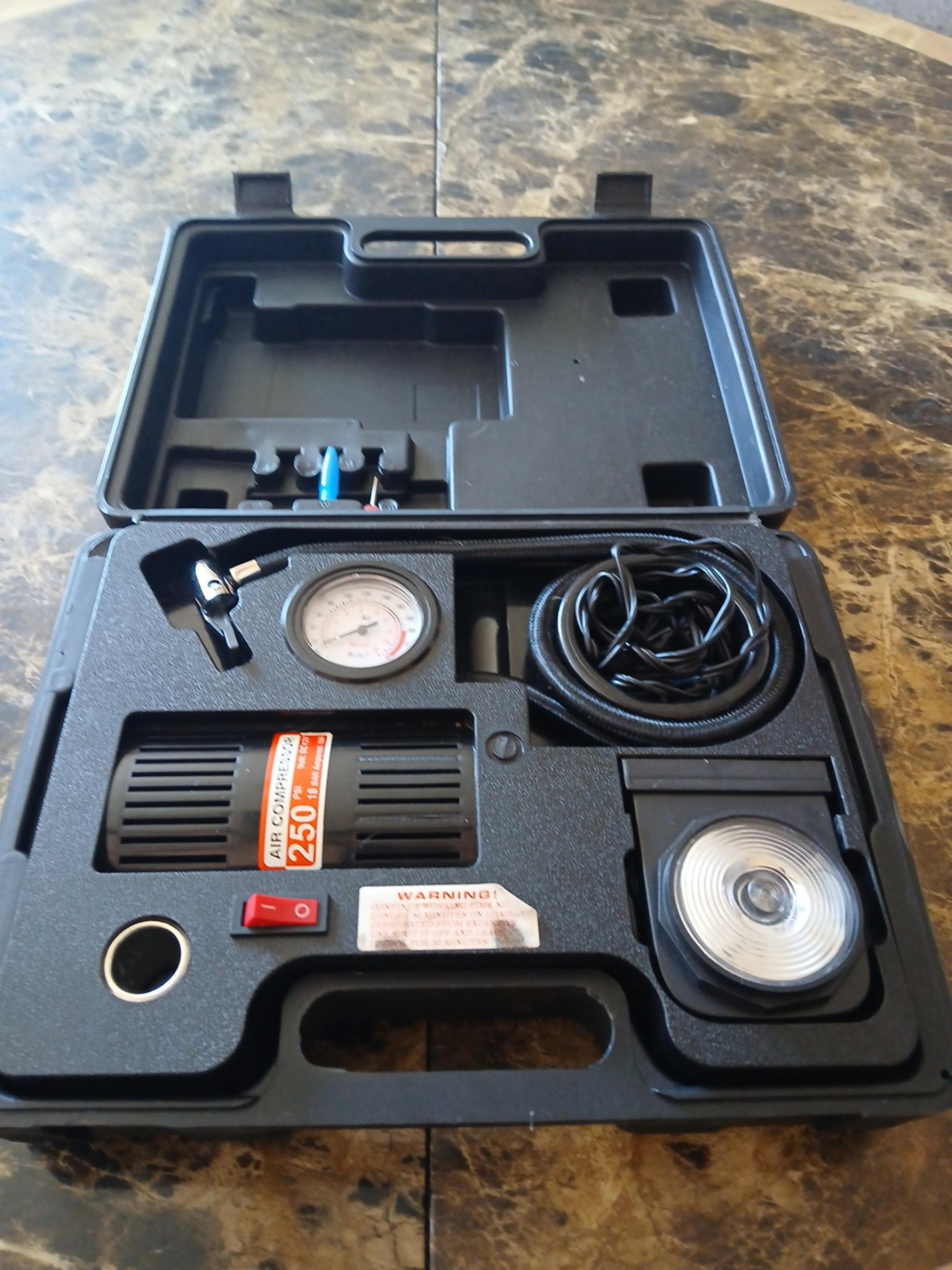 This air compressor kit from Trademark Global has received a rating of 3.6 out o