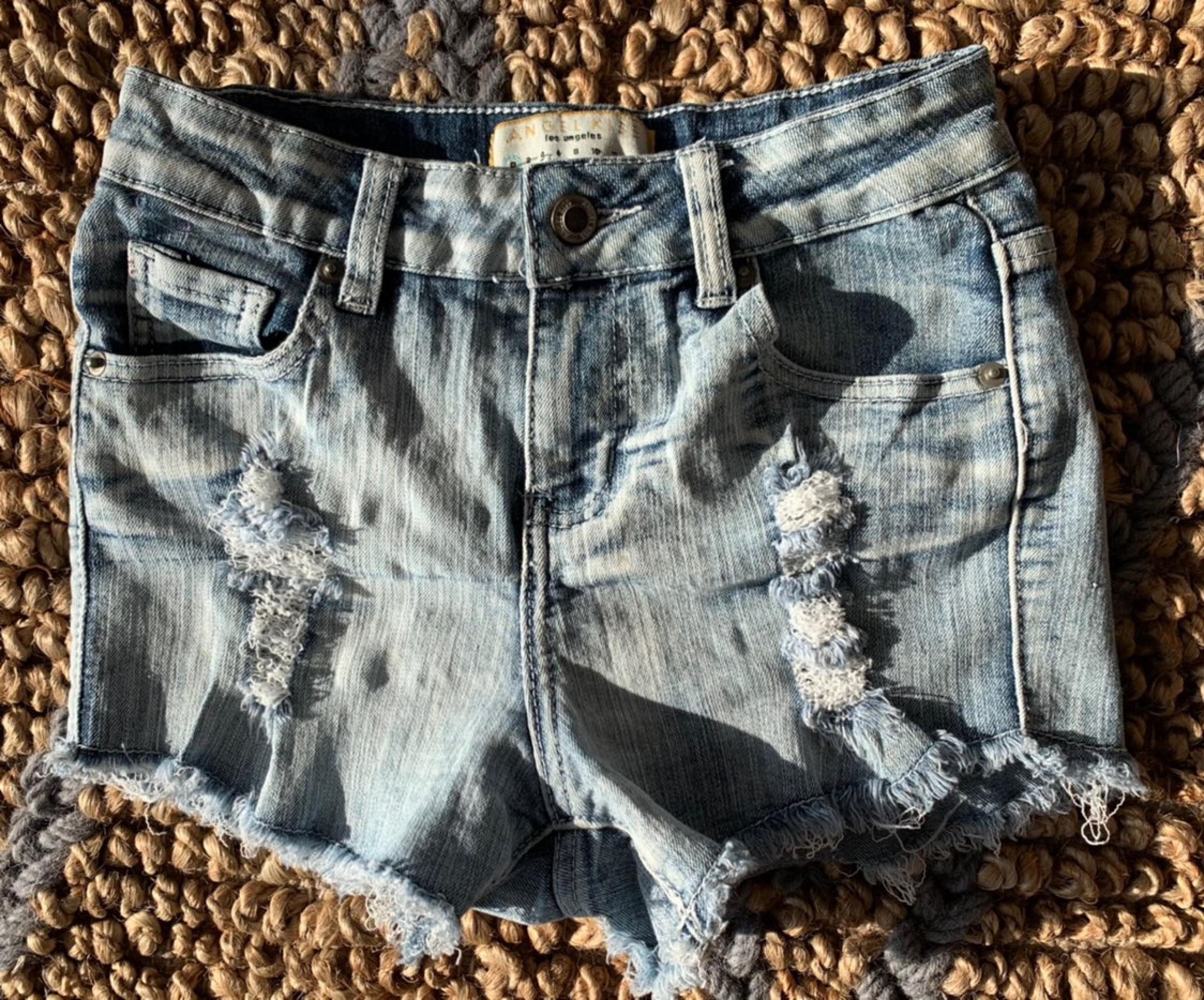 Angel Kiss Jean Shorts