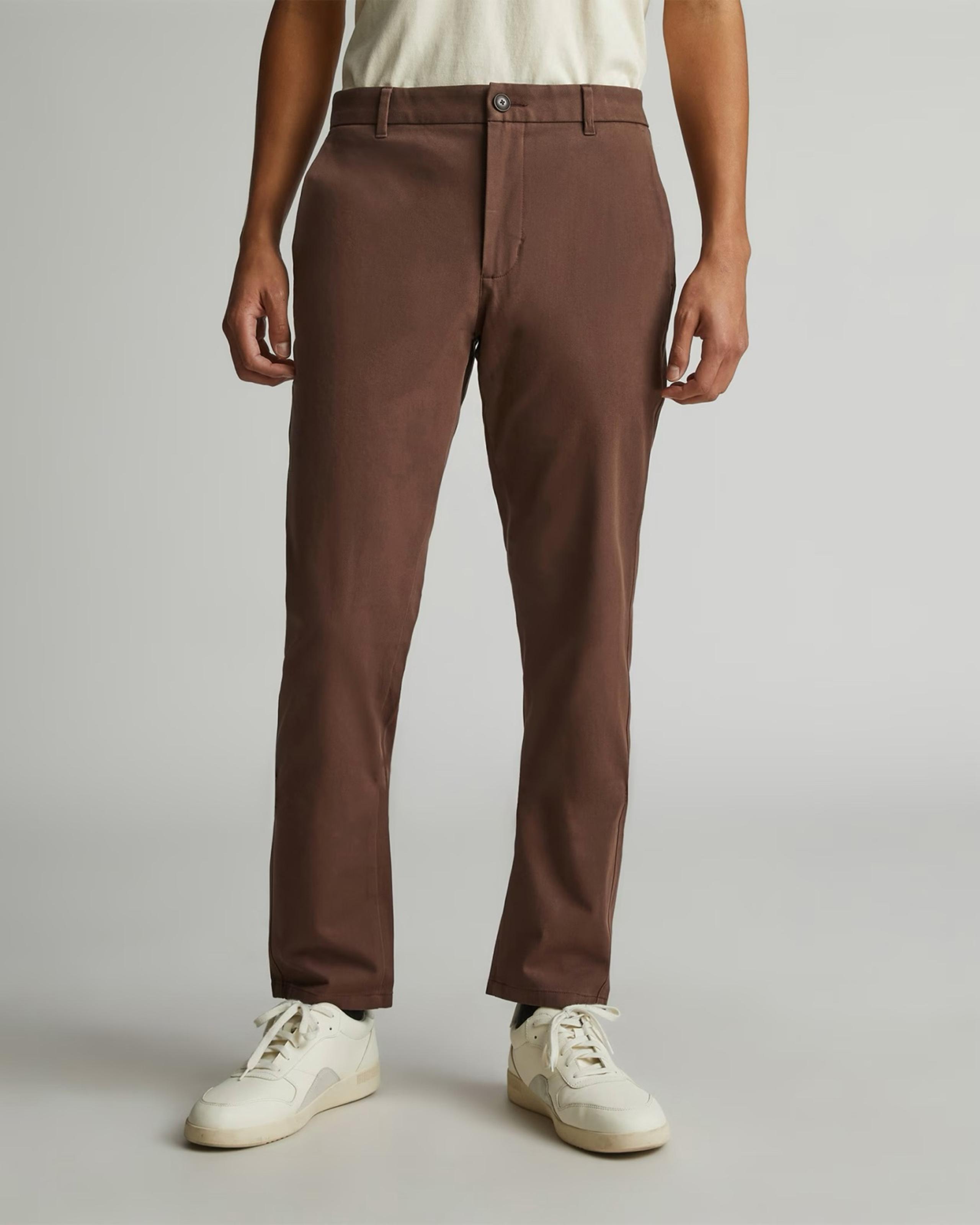 Everlane - The Performance Chino | Uniform - 32x32 - Chocolate Brown