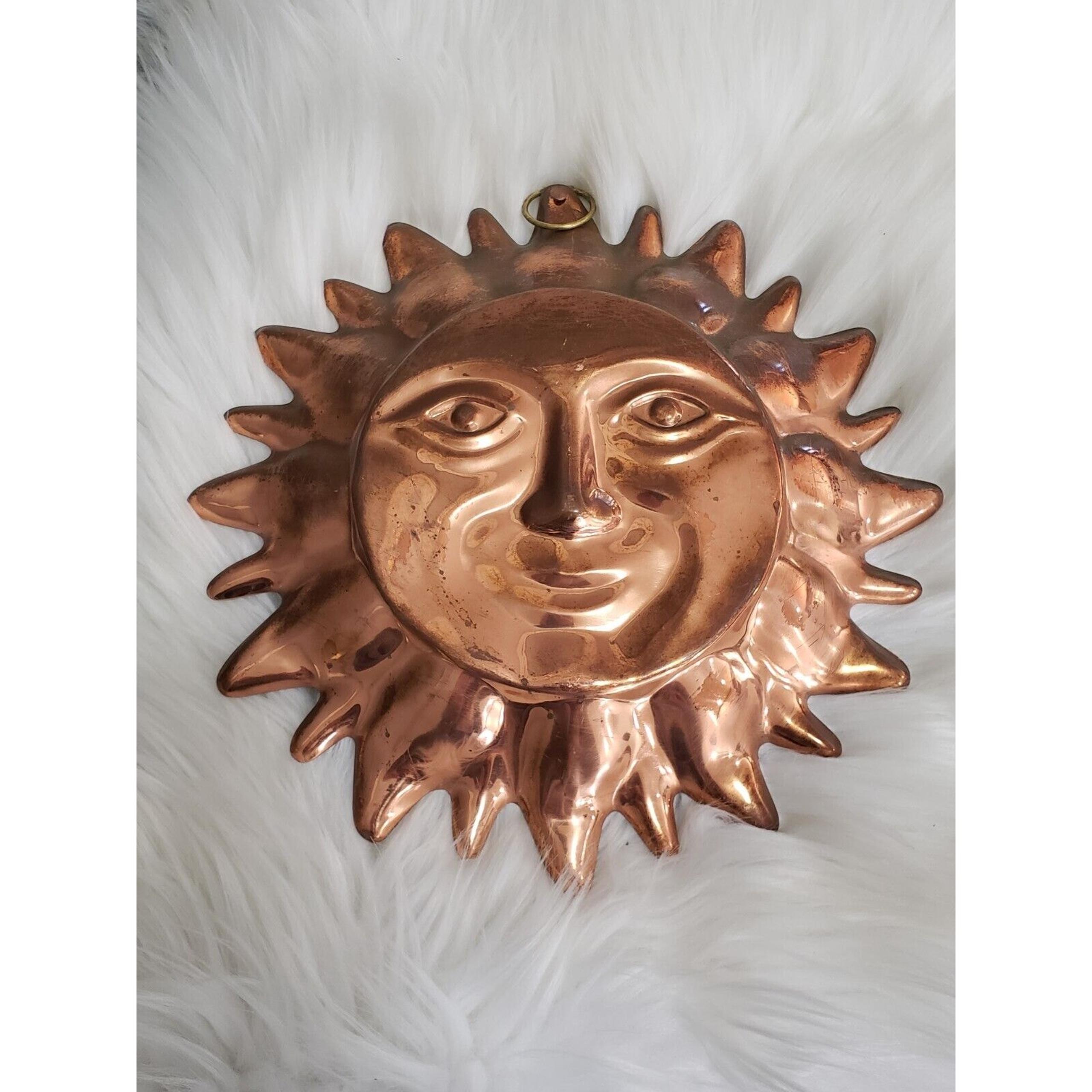 Vintage Sun Face Metal Wall Hanging Smiling Sunshine Celestial 90s Decor
