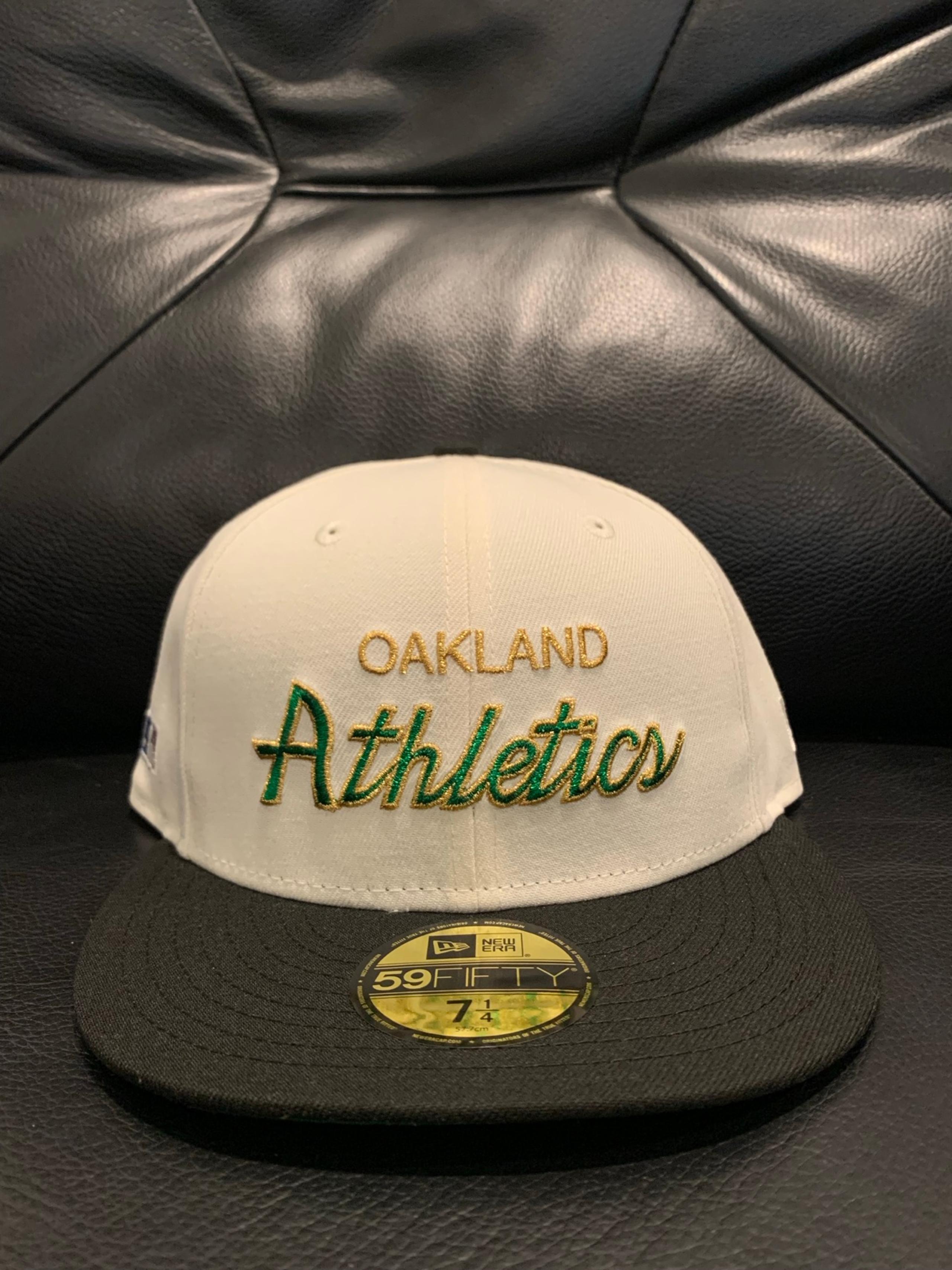 59Fifty “RETRO SCRIPT" Oakland Athletics Fitted Hat Metallic Green-Gold - New Era