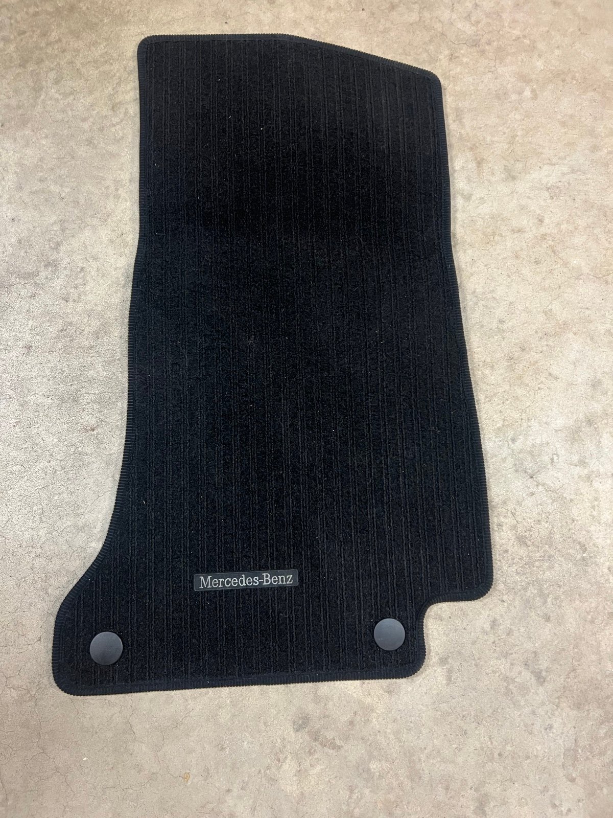 Mercedes Floor Mats c300 (4)