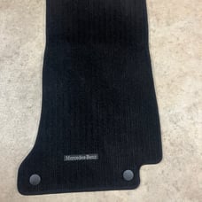 Mercedes Floor Mats c300 (4)