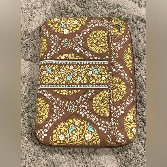 Retired Vera Bradley IPad Case NWOT