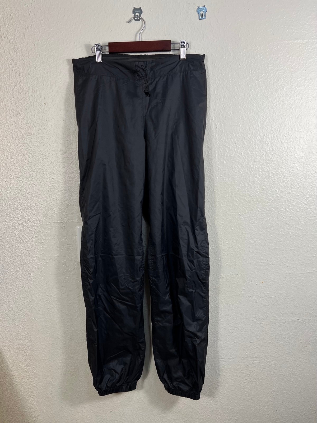 Patagonia Pneumatic Pull-On Pants Windbreaker Lined Size XS Black