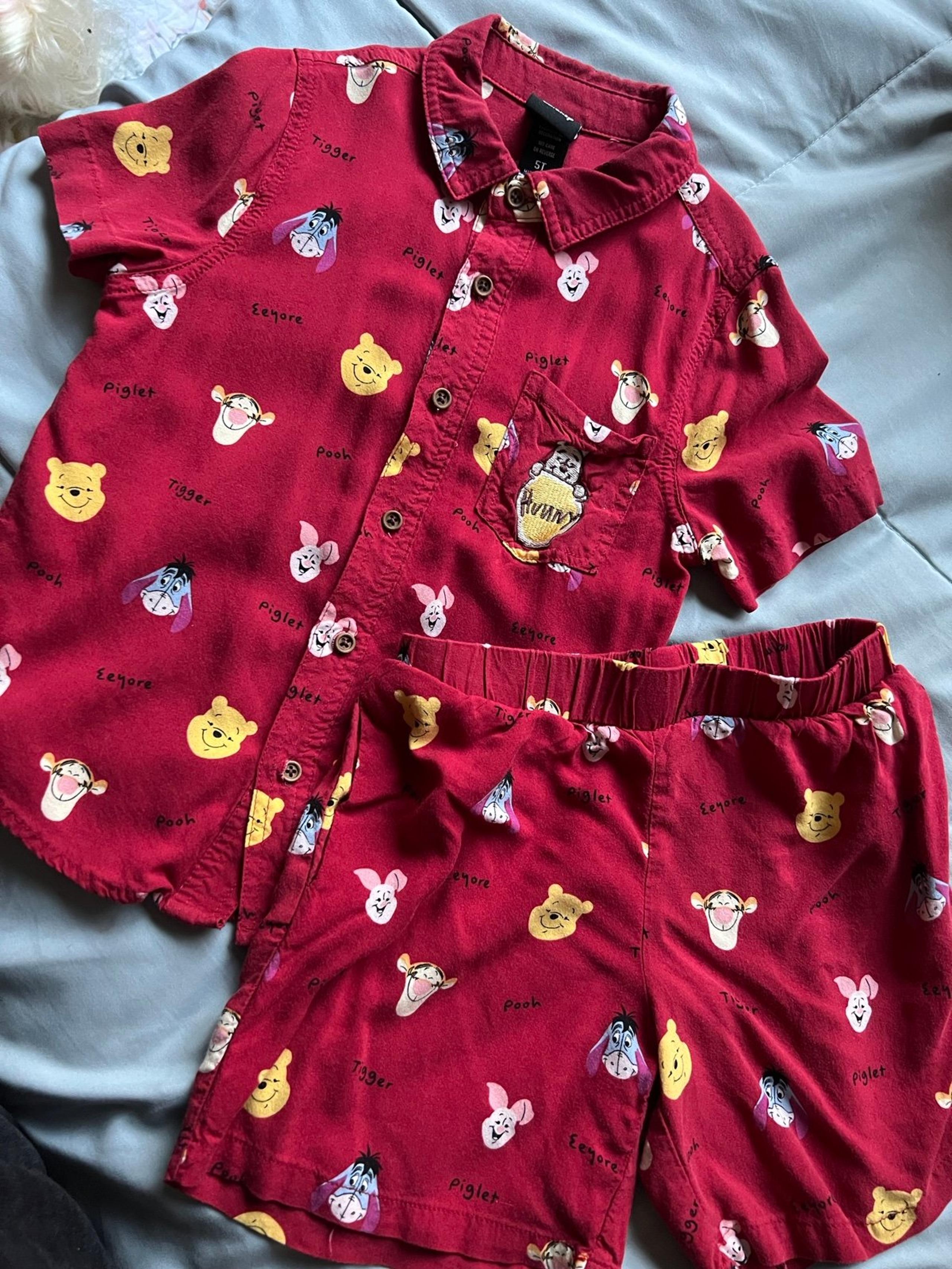 Disney Winnie the Pooh Hundred Acre Wood Friend Portraits Toddler Button-Up top