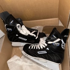 Bauer Elite Skates 8R