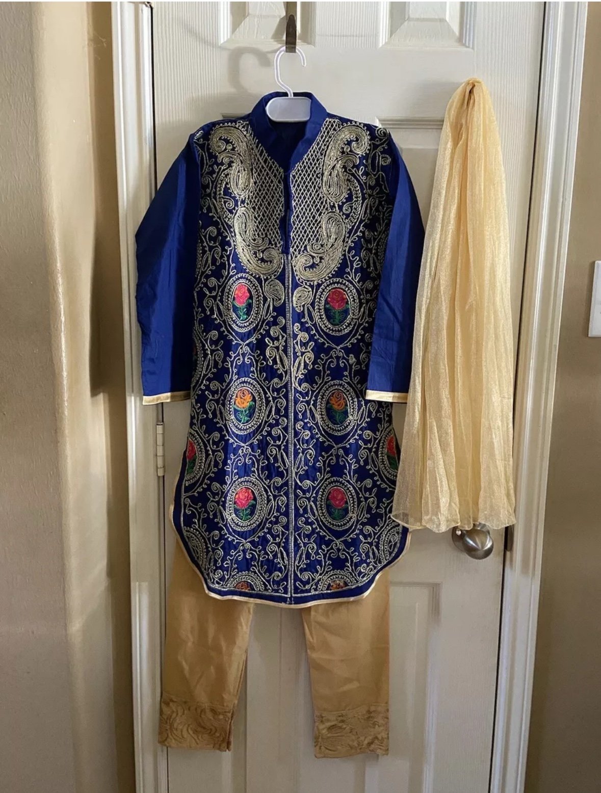 Indian Pakistani Girls 3PC Embroidered Lawn / Cotton Kameez Trouser Suits