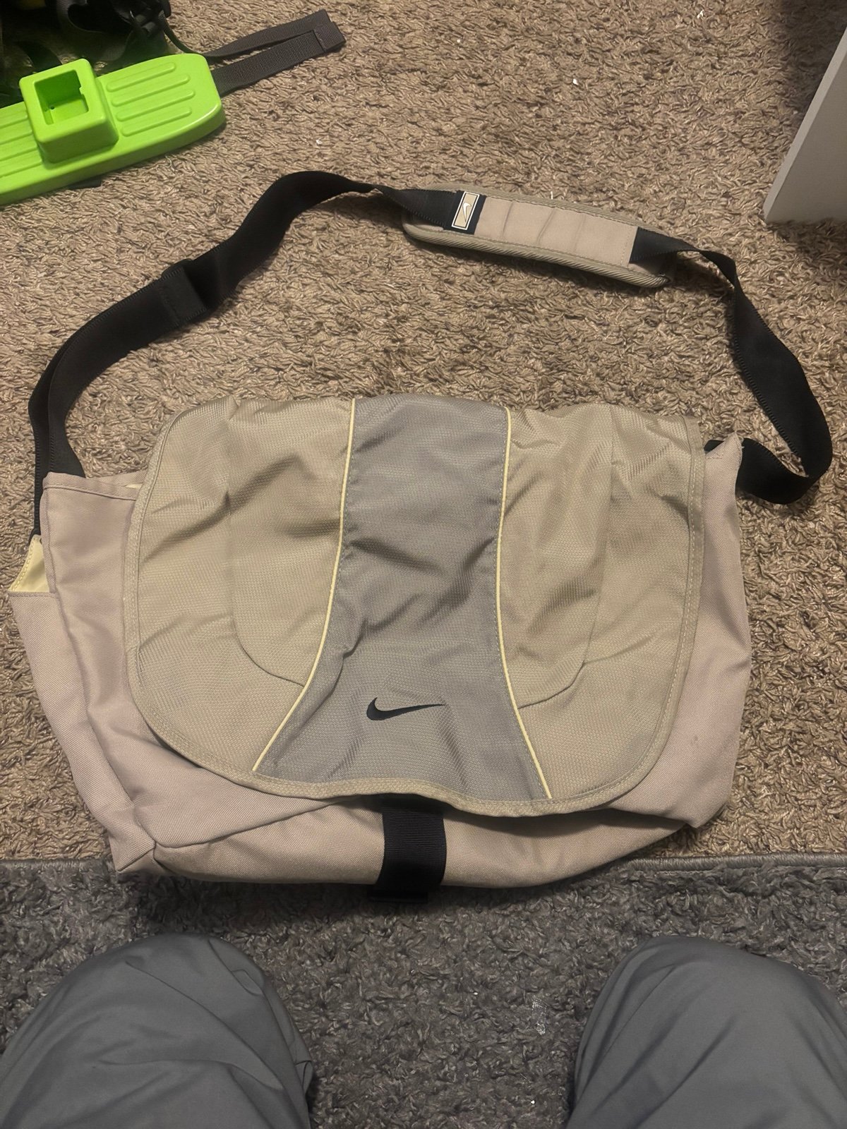 Nike Messenger Bag 2004 Crossbody Bag