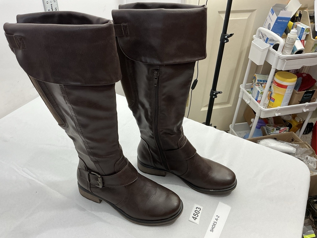 Womans Bass & Co Skyla Knee High Riding Boots 6.5 M Brown 1/4 Zip Buckle Accent